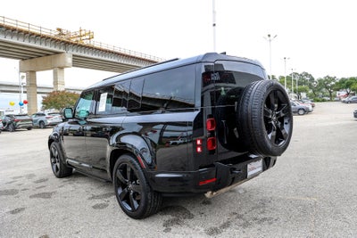 2025 Land Rover Defender X-Dynamic SE