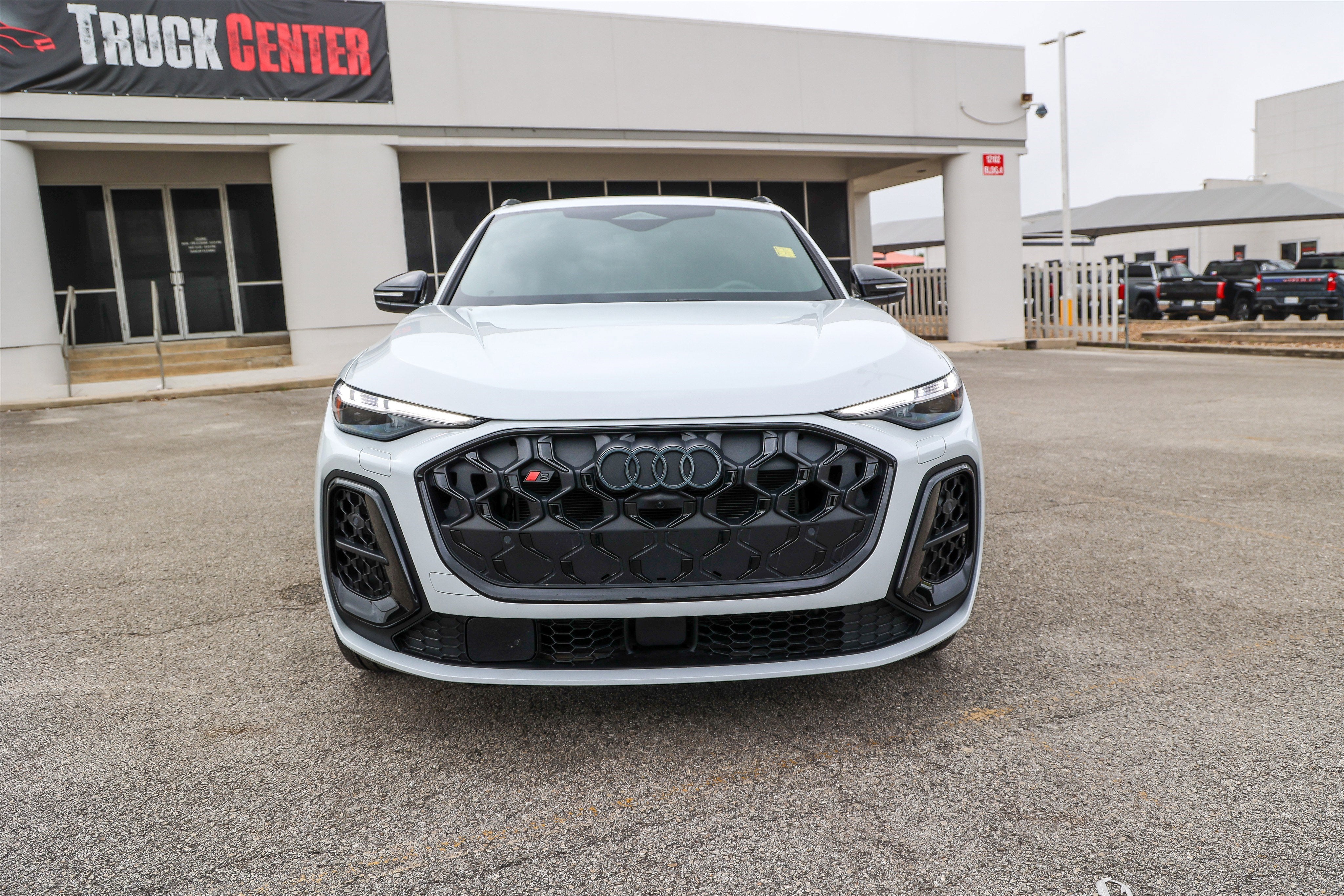 2025 Audi SQ5 Premium Plus