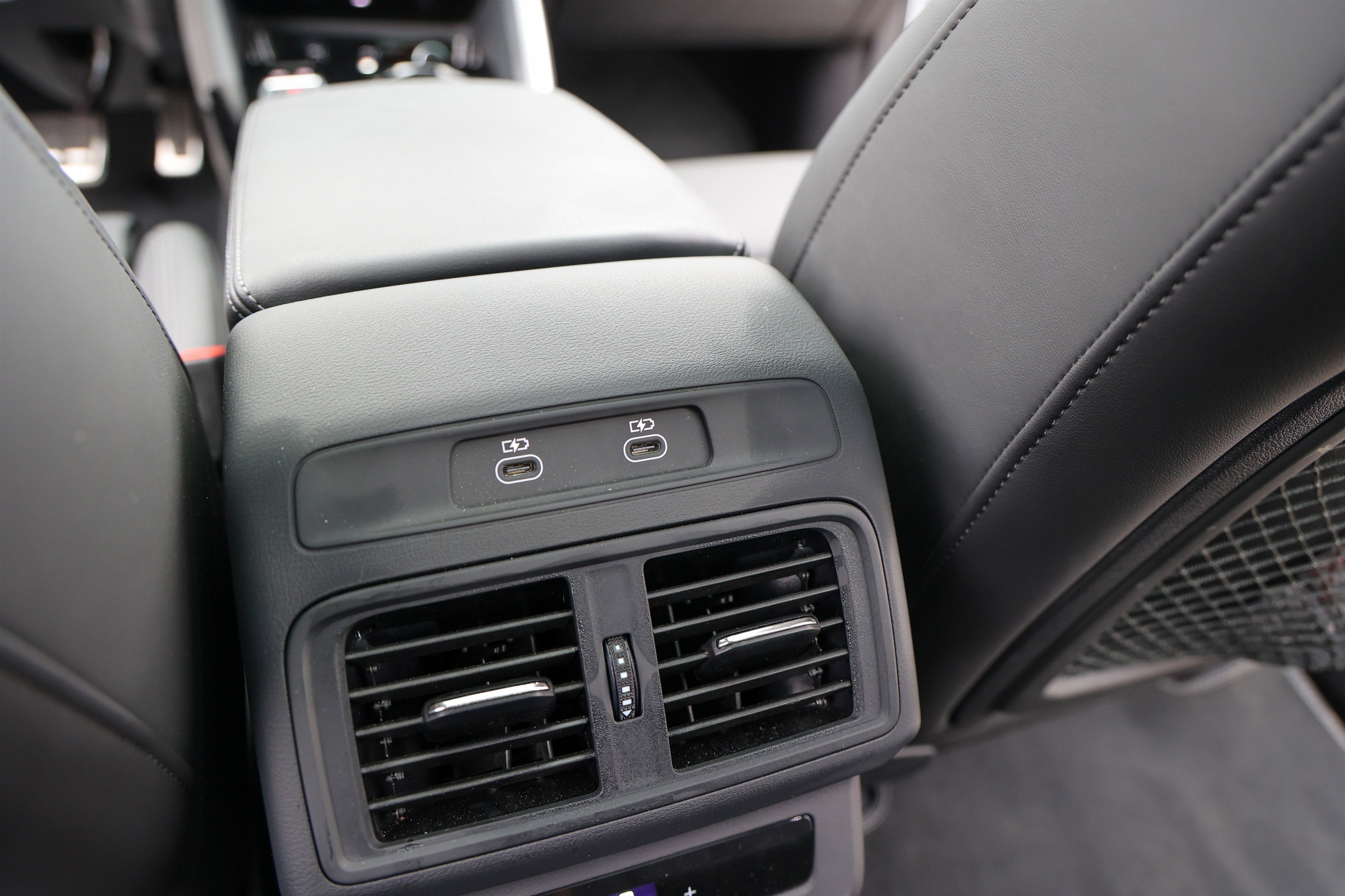 2025 Audi SQ5 Premium Plus