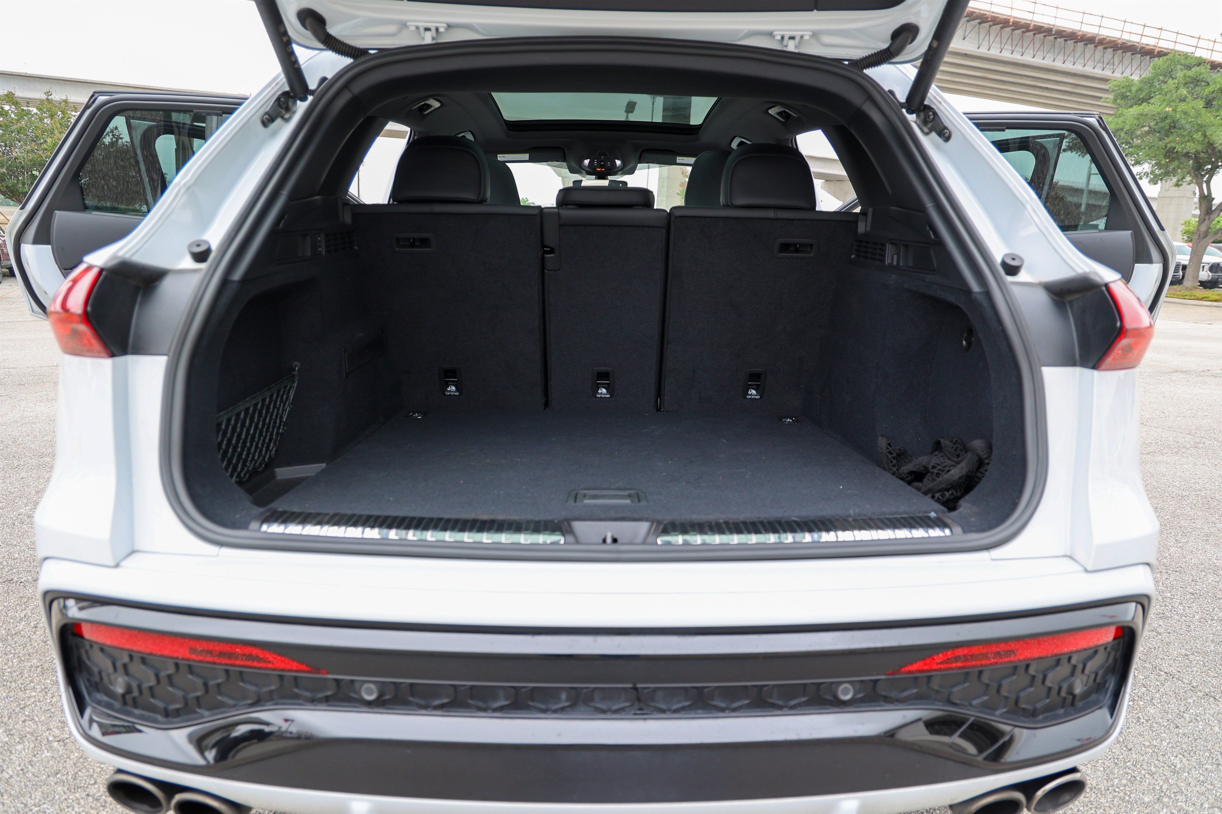 2025 Audi SQ5 Premium Plus