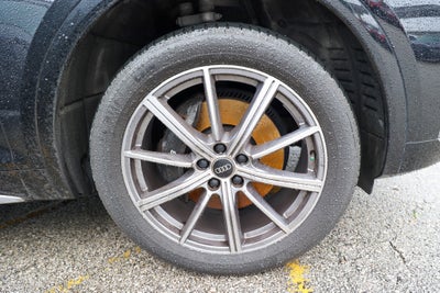 2022 Audi SQ5 Premium Plus