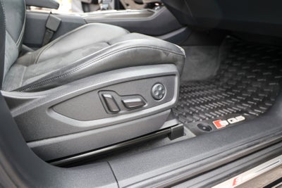 2022 Audi SQ5 Premium Plus