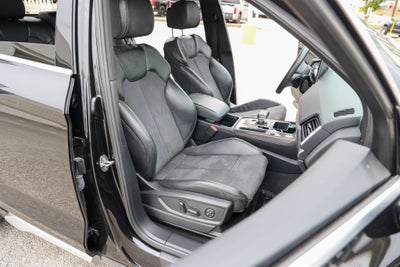 2022 Audi SQ5 Premium Plus