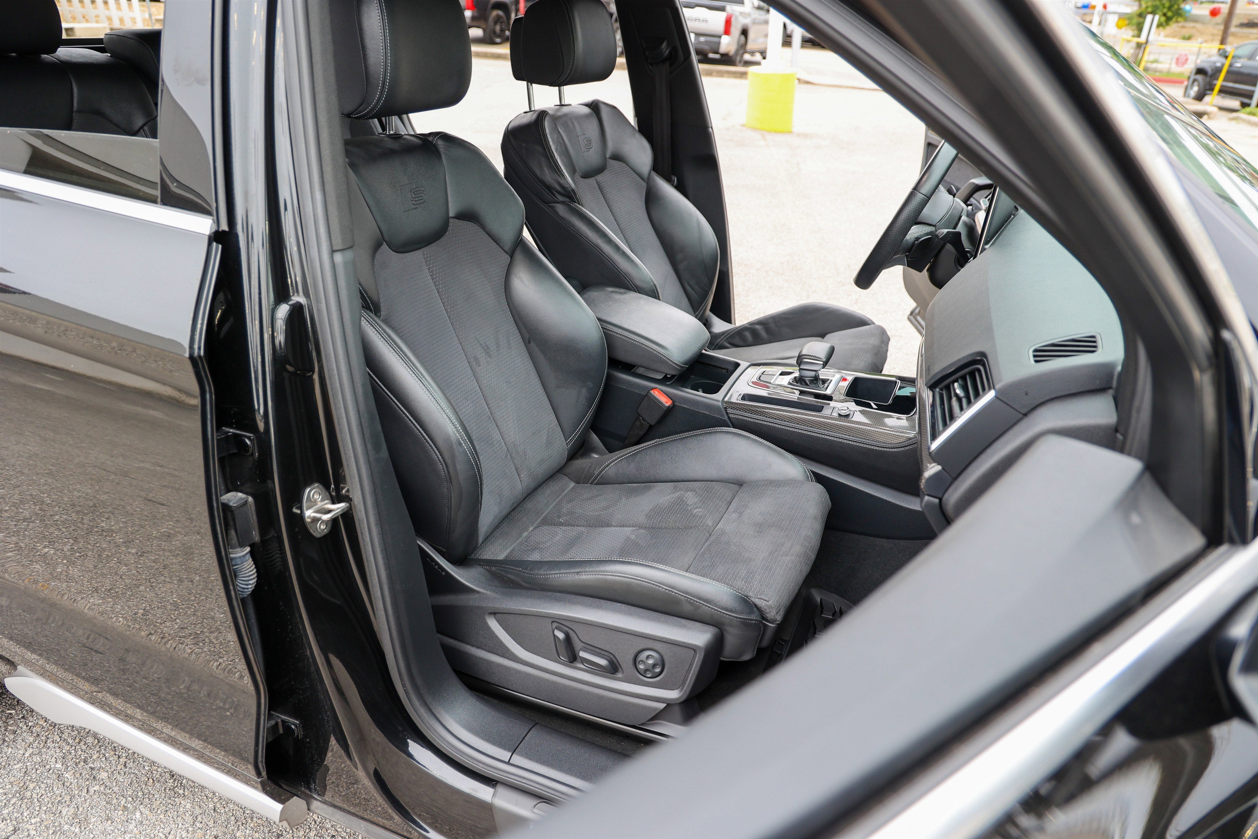 2022 Audi SQ5 Premium Plus