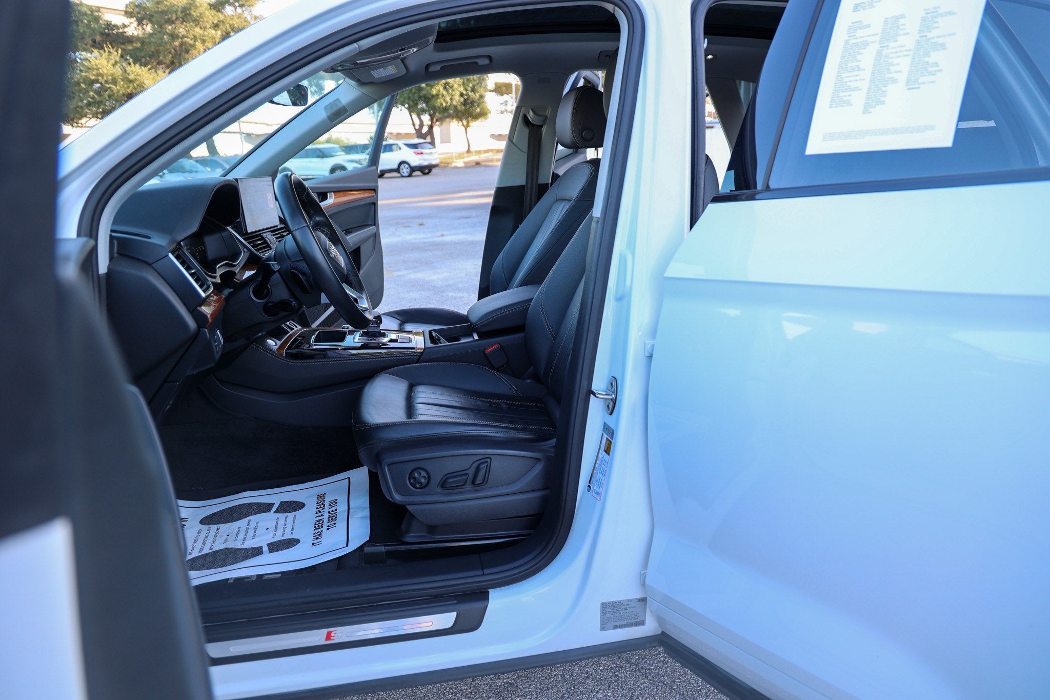 2023 Audi Q5 S line Premium Plus