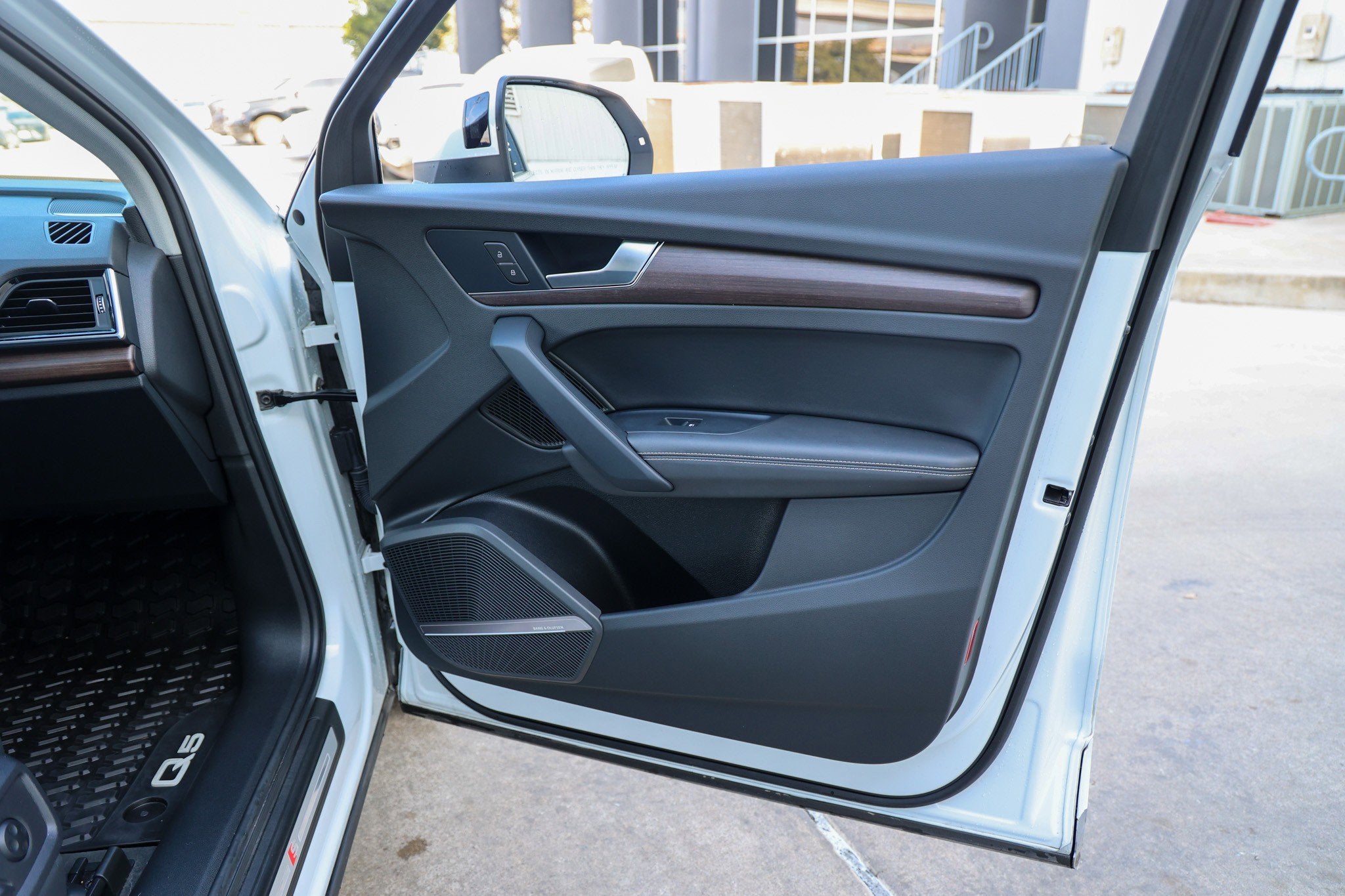 2023 Audi Q5 S line Prestige