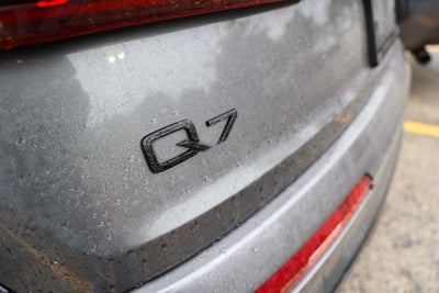 2022 Audi Q7 Premium Plus