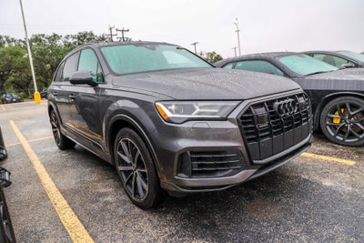 2022 Audi Q7 Premium Plus