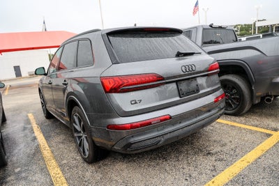 2022 Audi Q7 Premium Plus
