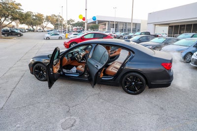 2017 BMW 750i, B7 750i