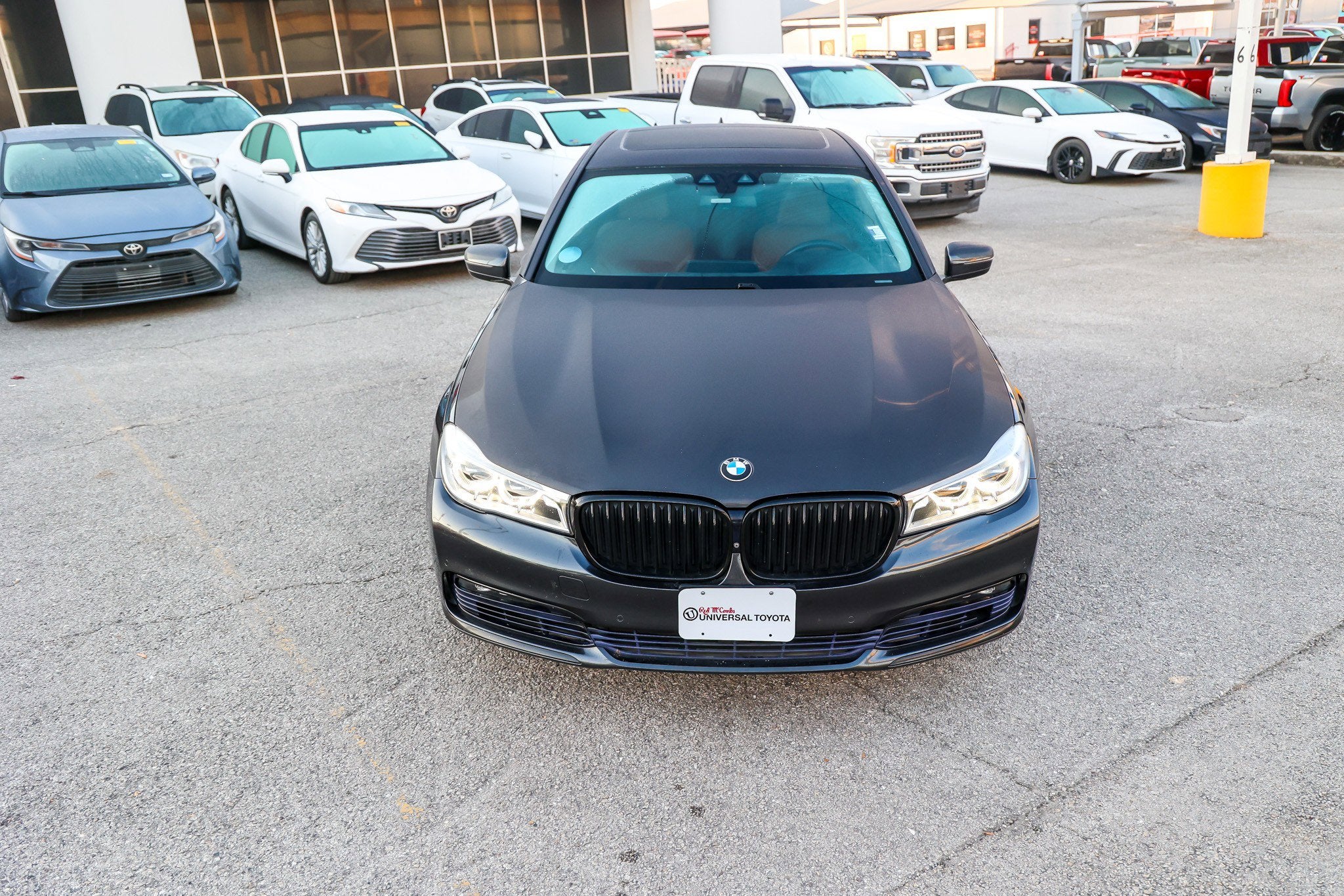 2017 BMW 750i, B7 750i