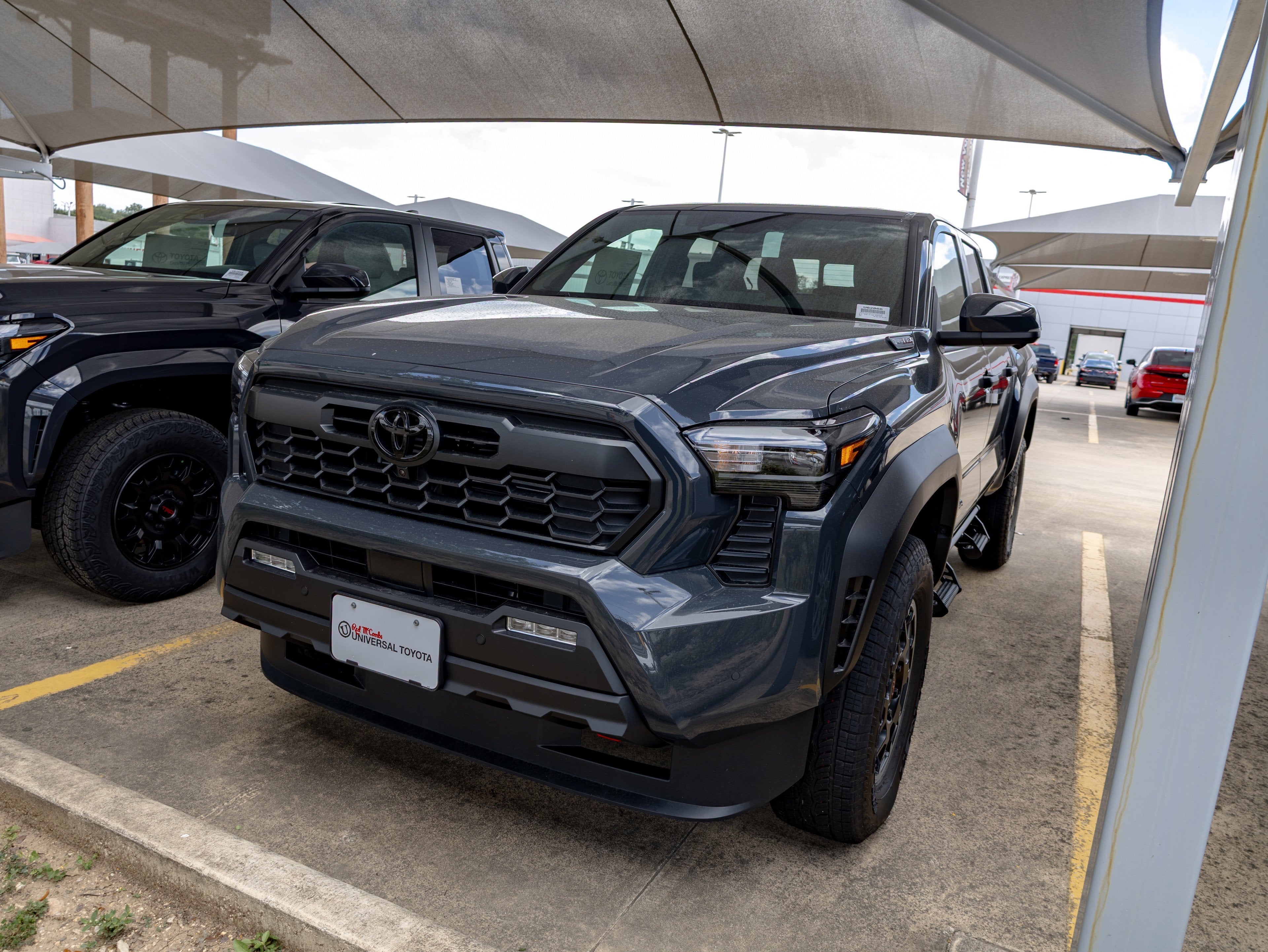 2026 Toyota Tacoma i-FORCE MAX Tacoma TRD Off-Road