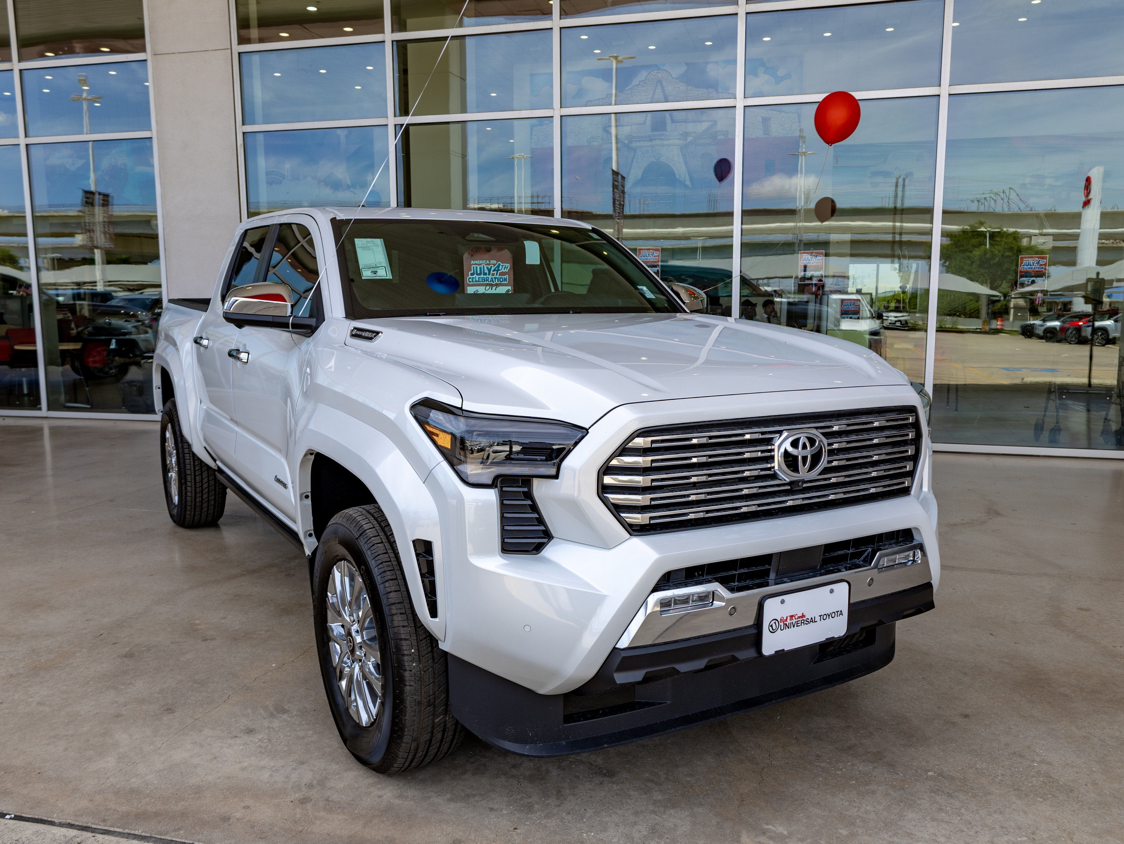 2026 Toyota Tacoma i-FORCE MAX Tacoma Limited