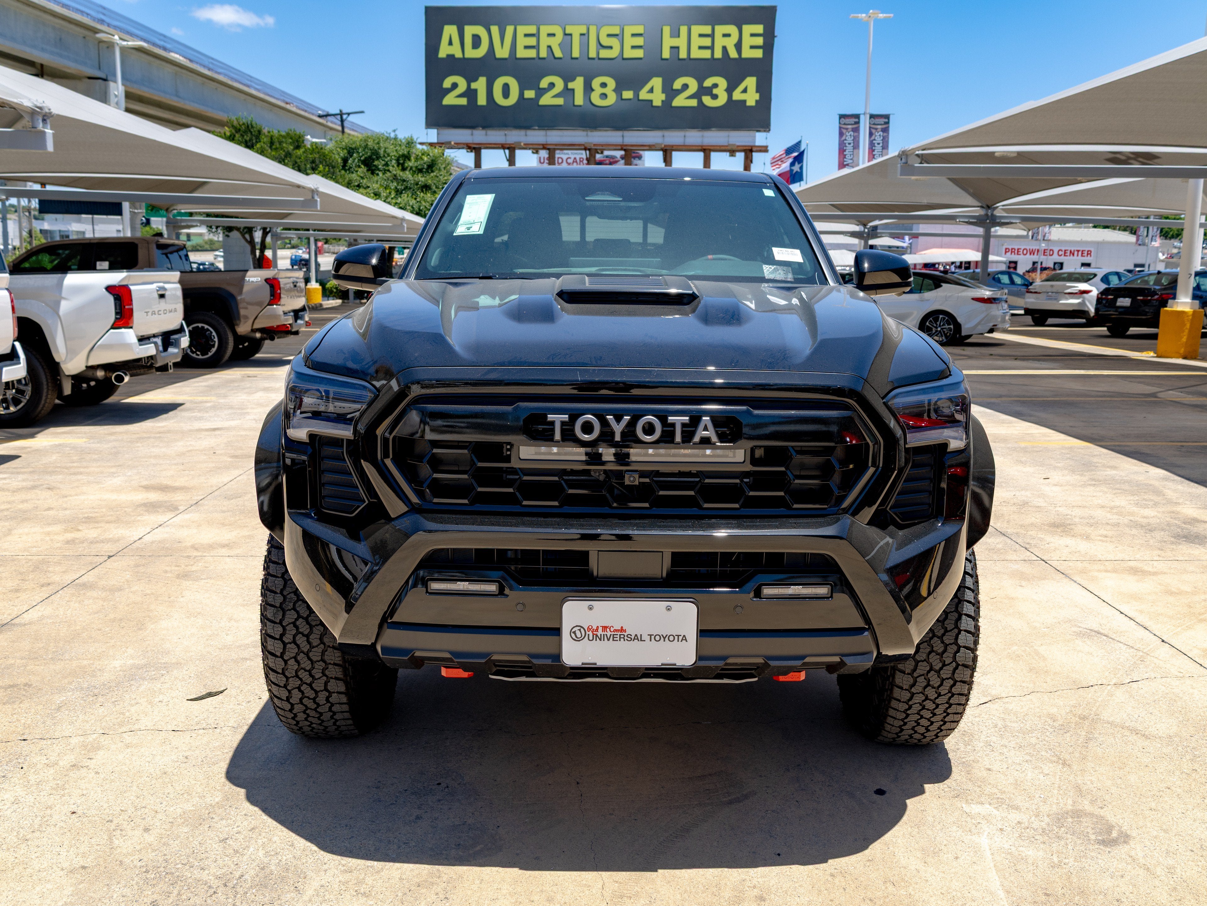 2026 Toyota Tacoma i-FORCE MAX Tacoma TRD Pro