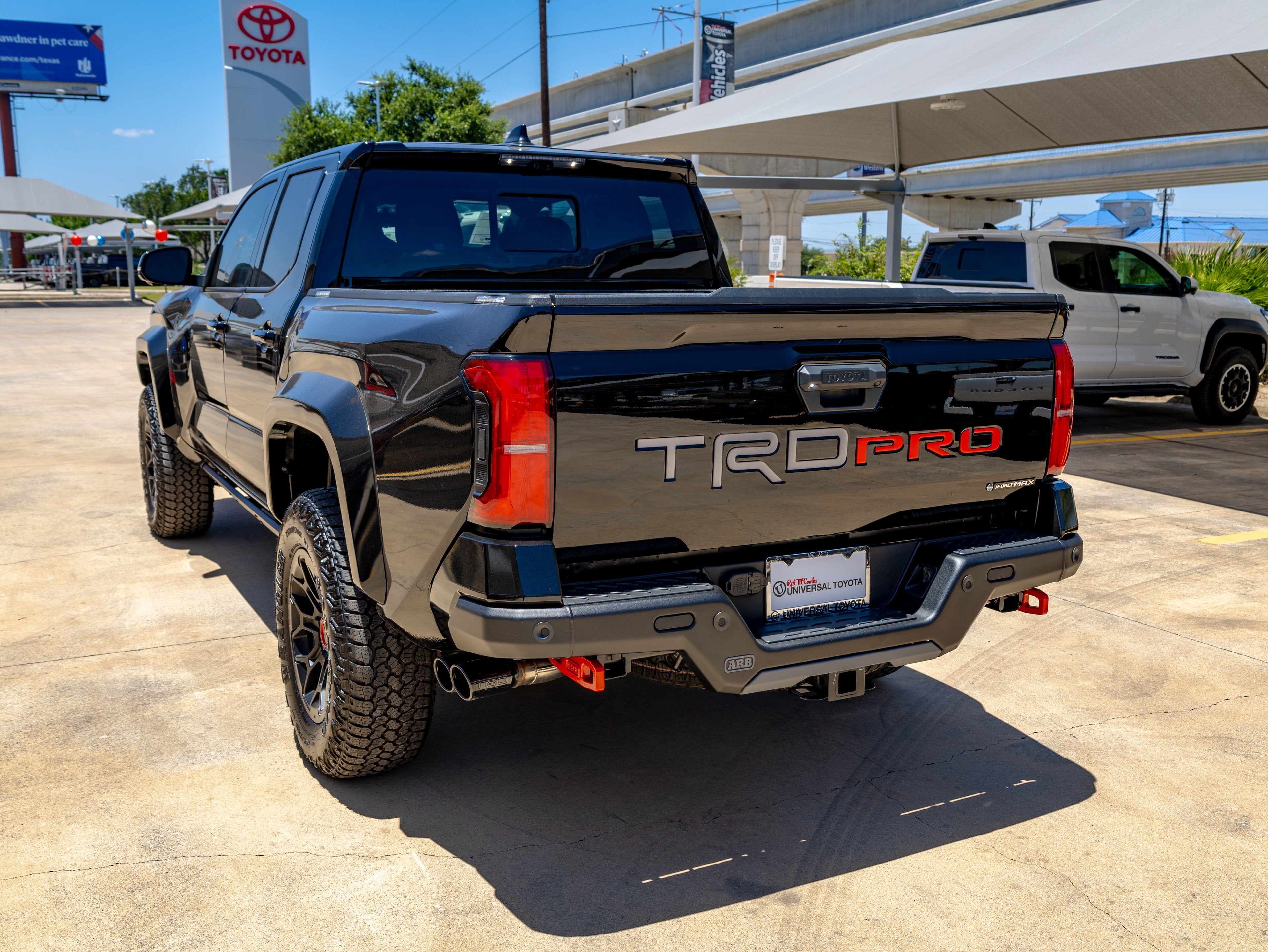 2026 Toyota Tacoma i-FORCE MAX Tacoma TRD Pro