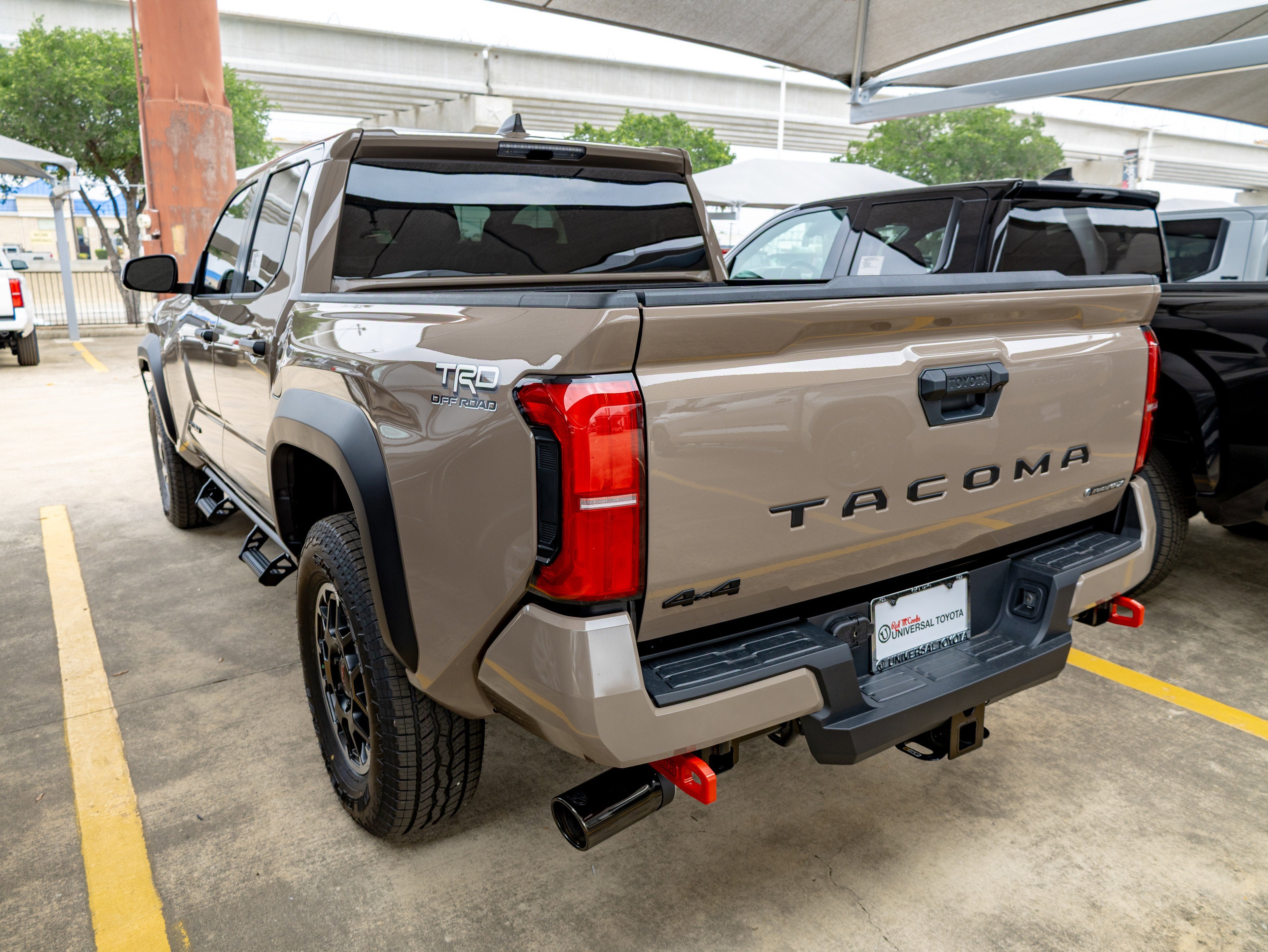 2026 Toyota Tacoma i-FORCE MAX Tacoma TRD Off-Road