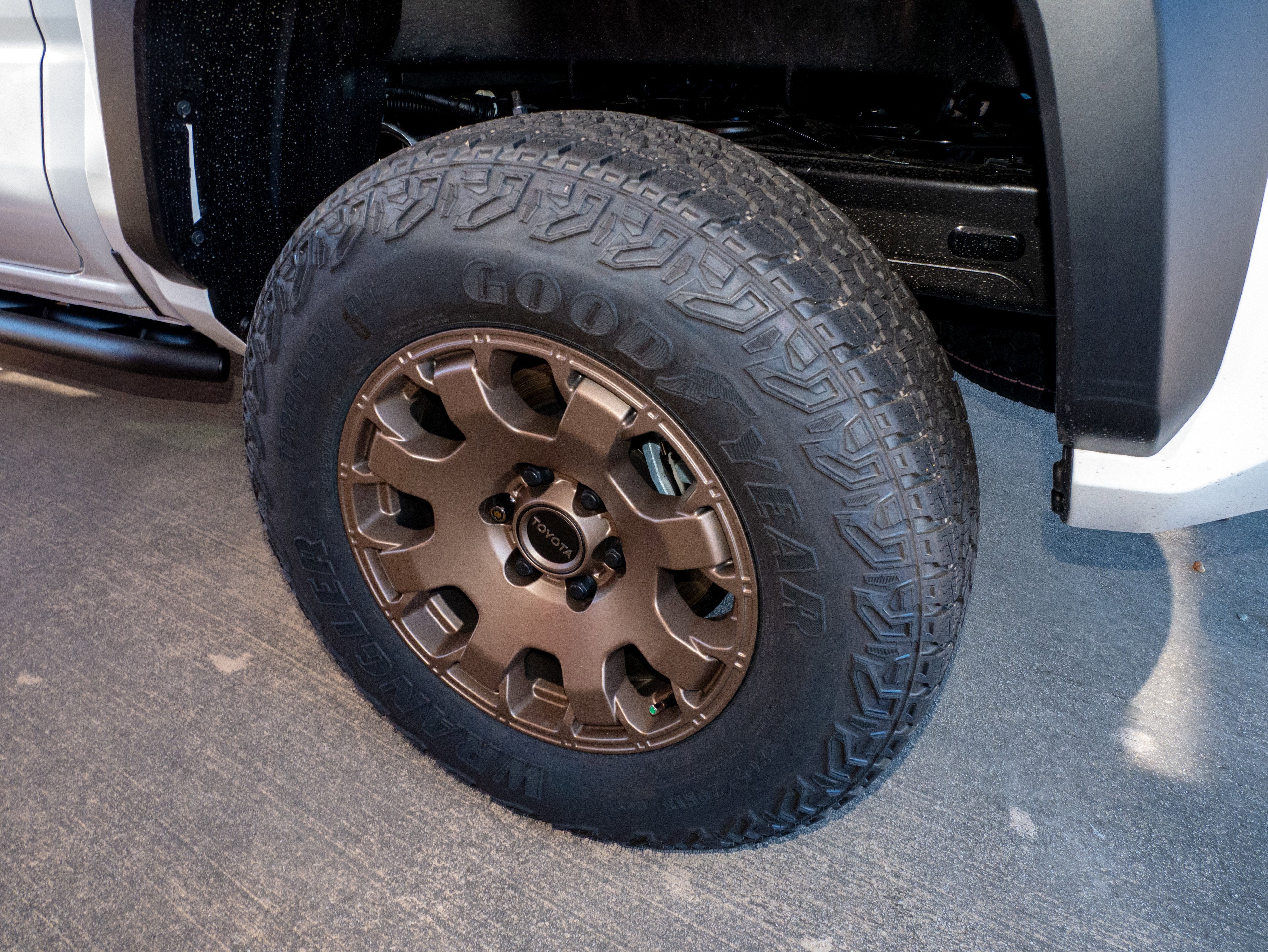 2026 Toyota Tacoma i-FORCE MAX Tacoma Trailhunter