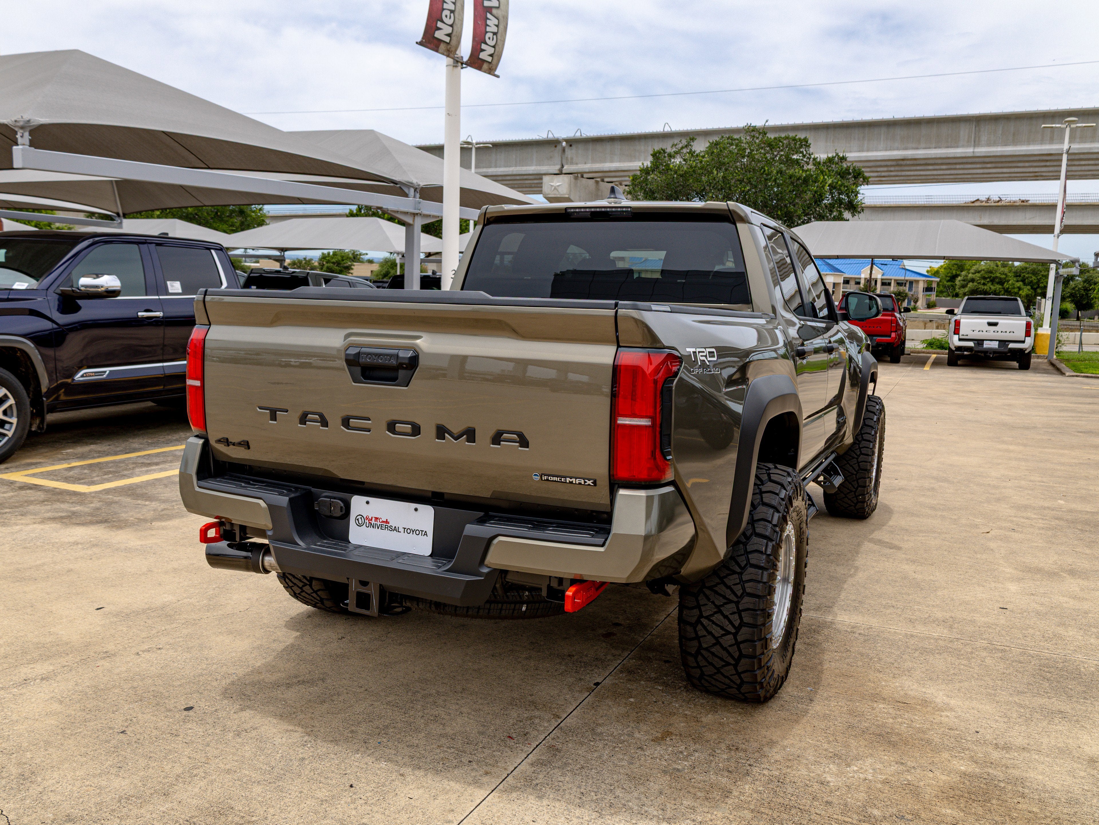 2026 Toyota Tacoma i-FORCE MAX Tacoma TRD Off-Road