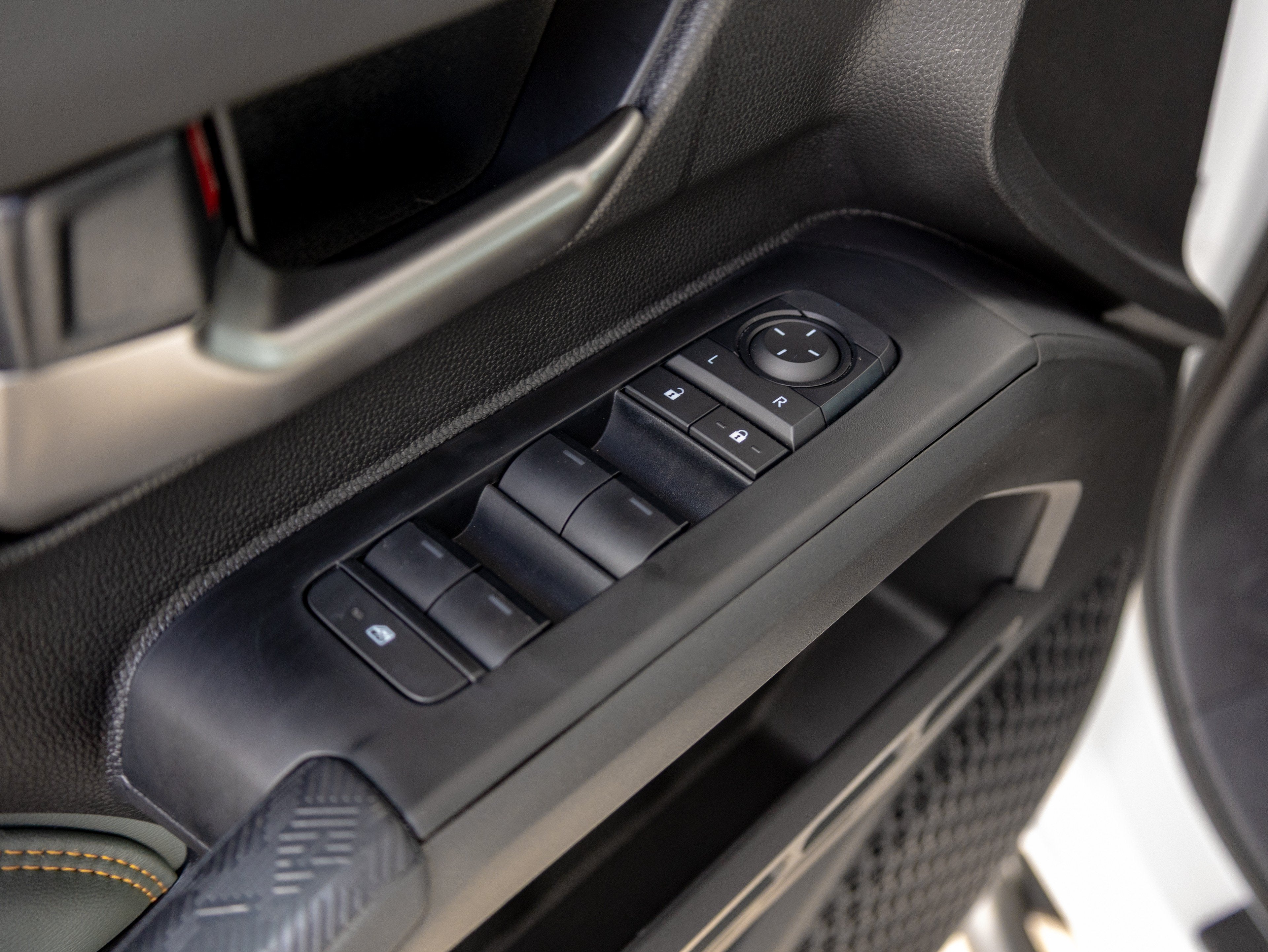 2026 Toyota Tacoma i-FORCE MAX Tacoma Trailhunter