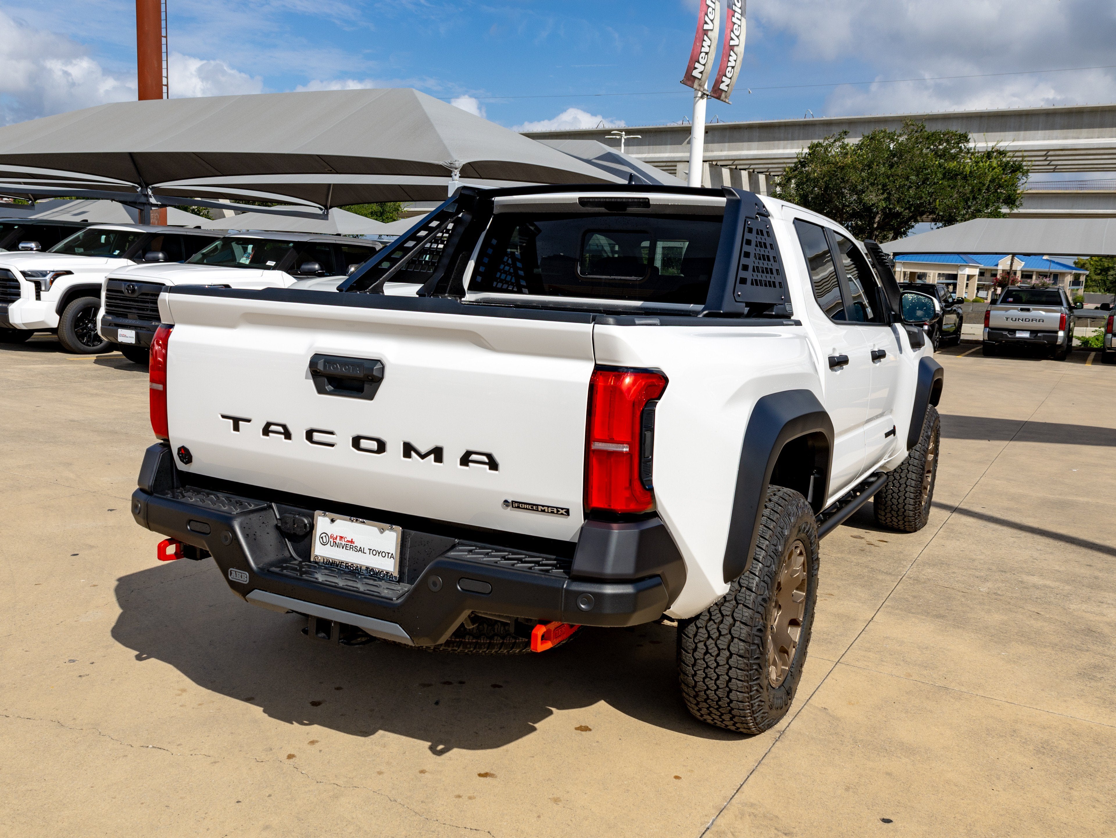 2026 Toyota Tacoma i-FORCE MAX Tacoma Trailhunter