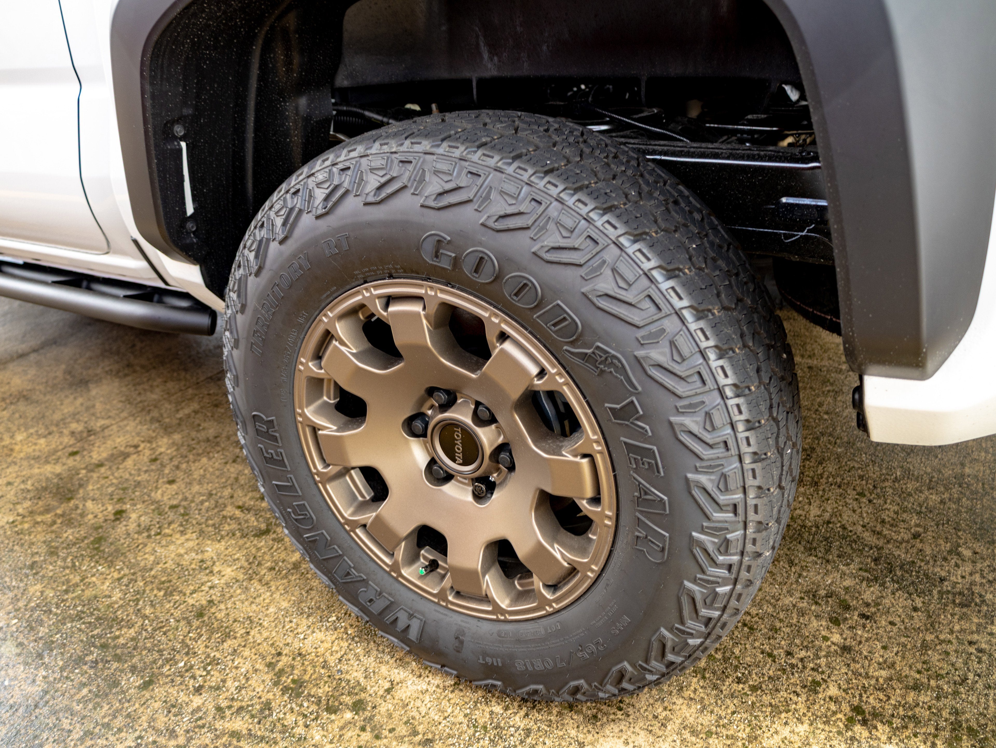 2026 Toyota Tacoma i-FORCE MAX Tacoma Trailhunter