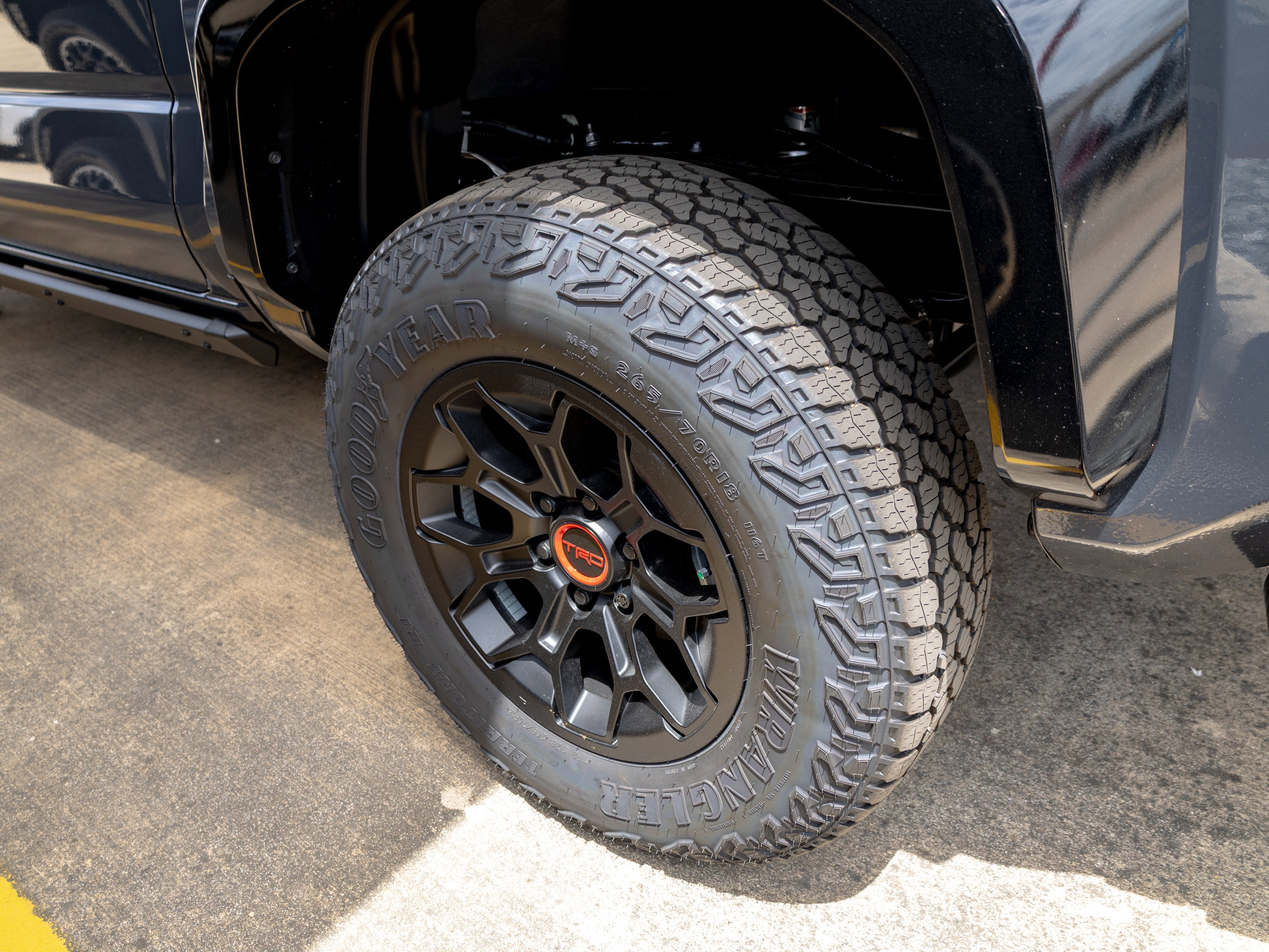 2026 Toyota Tacoma i-FORCE MAX Tacoma TRD Pro