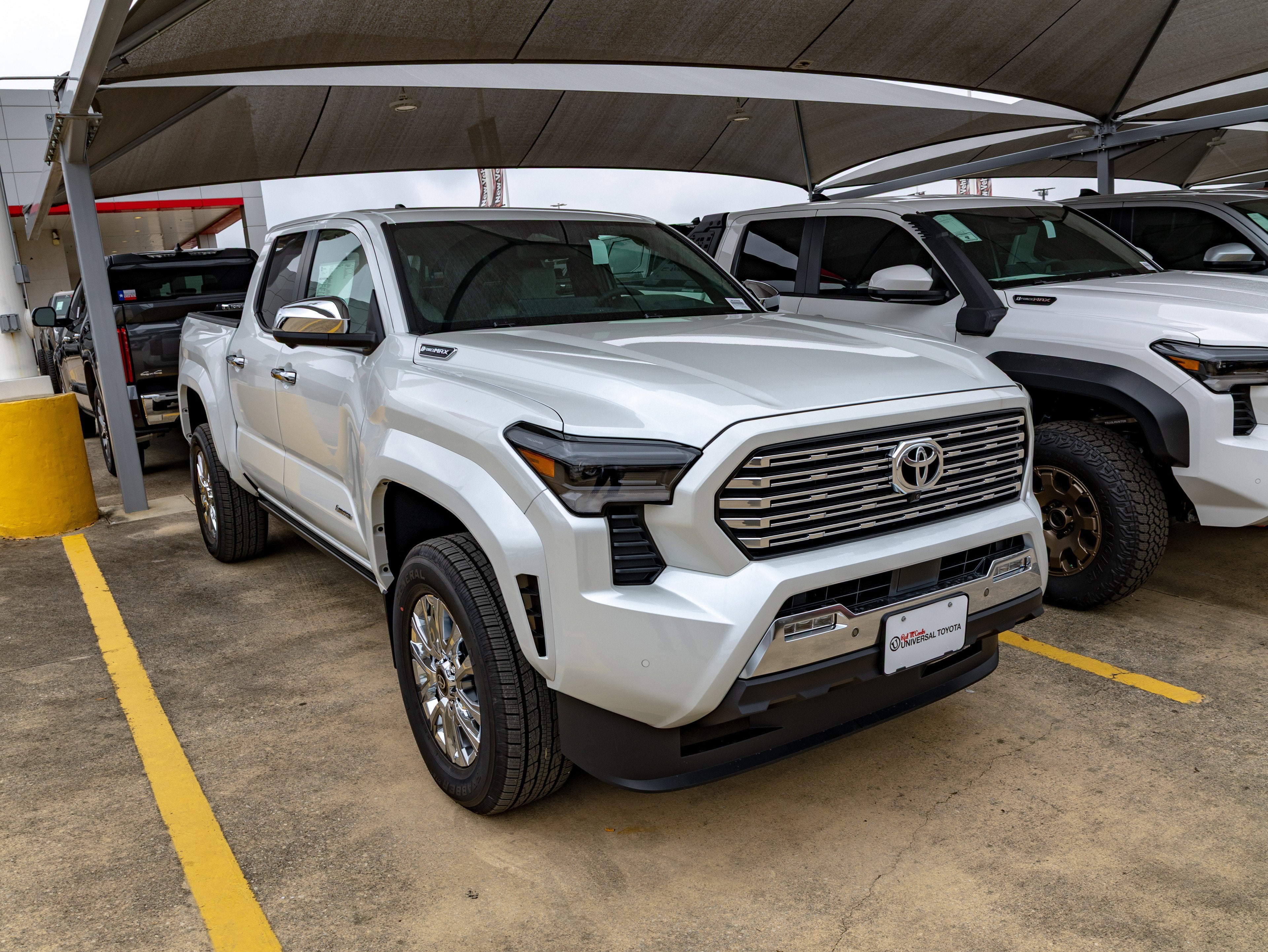 2026 Toyota Tacoma i-FORCE MAX Tacoma Limited