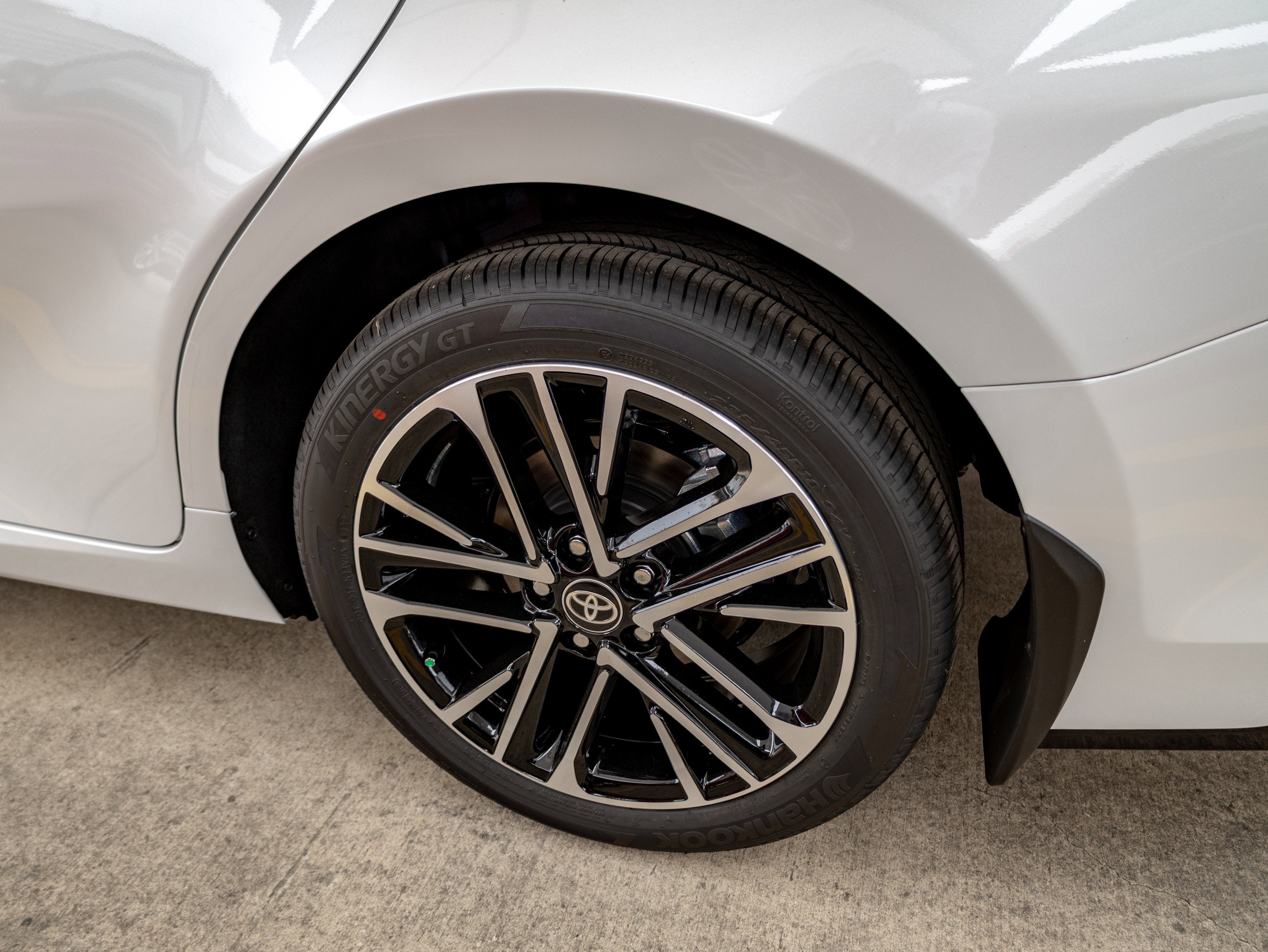 2026 Toyota Camry XLE AWD