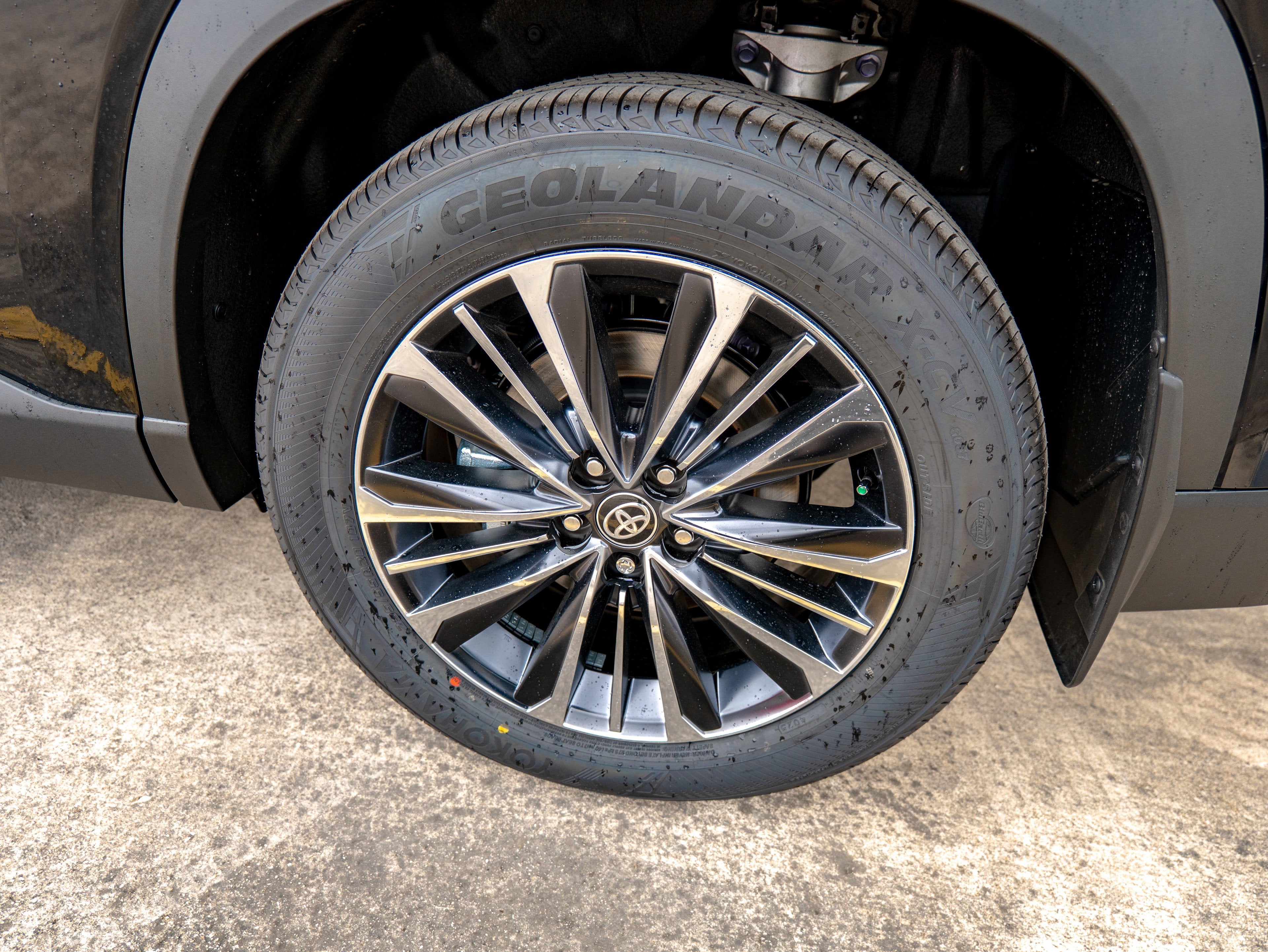 2026 Toyota Grand Highlander Hybrid MAX Platinum