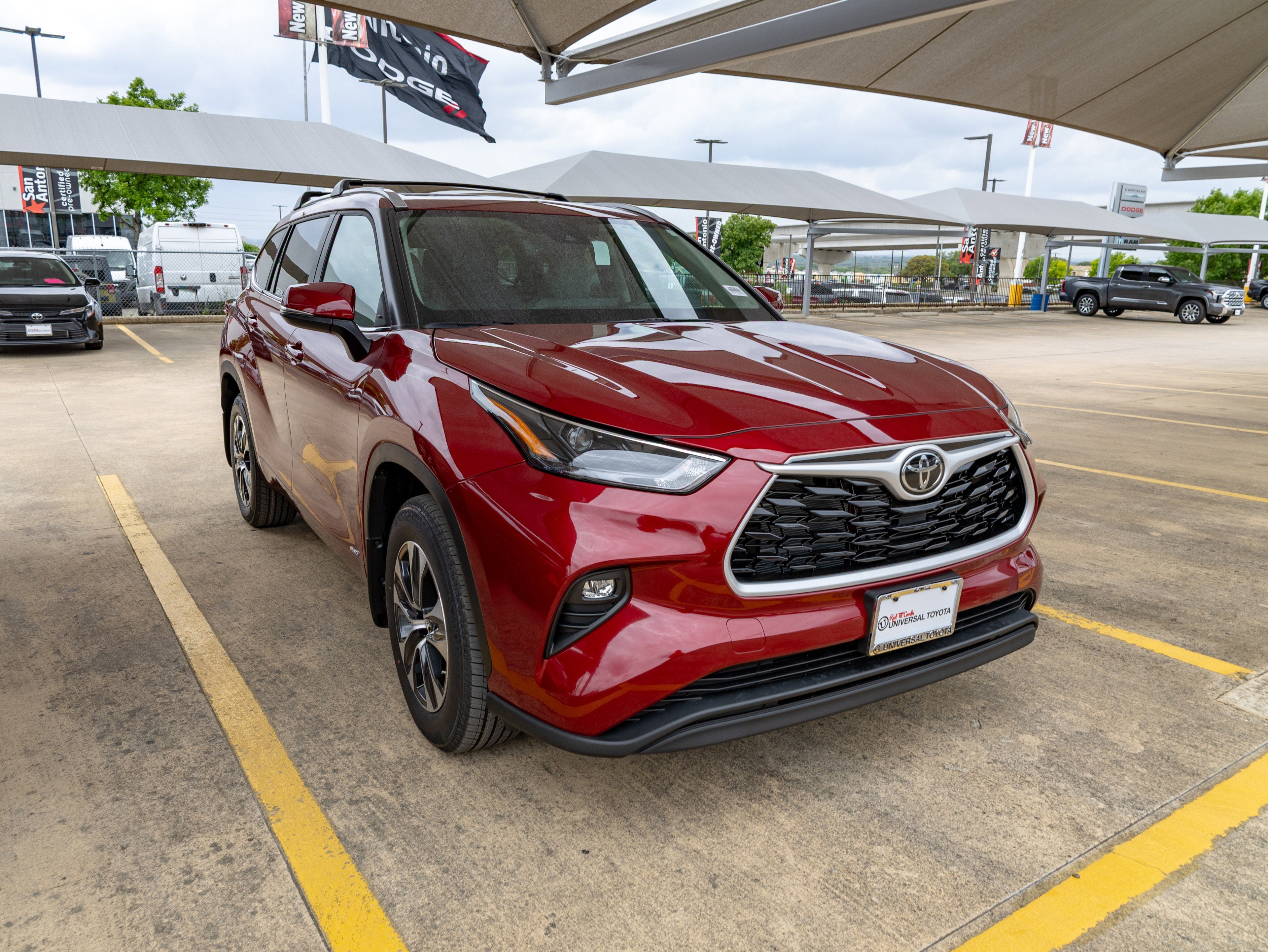 2026 Toyota Highlander Hybrid XLE