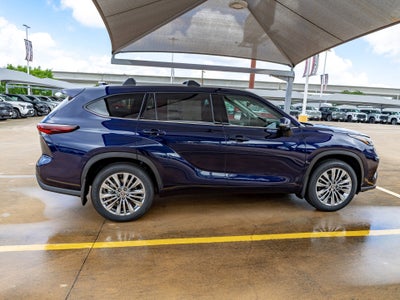 2026 Toyota Highlander Platinum