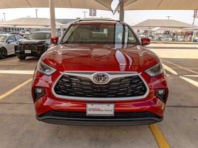2026 Toyota Highlander XLE