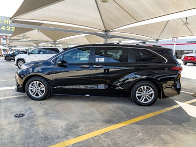 2026 Toyota Sienna Limited