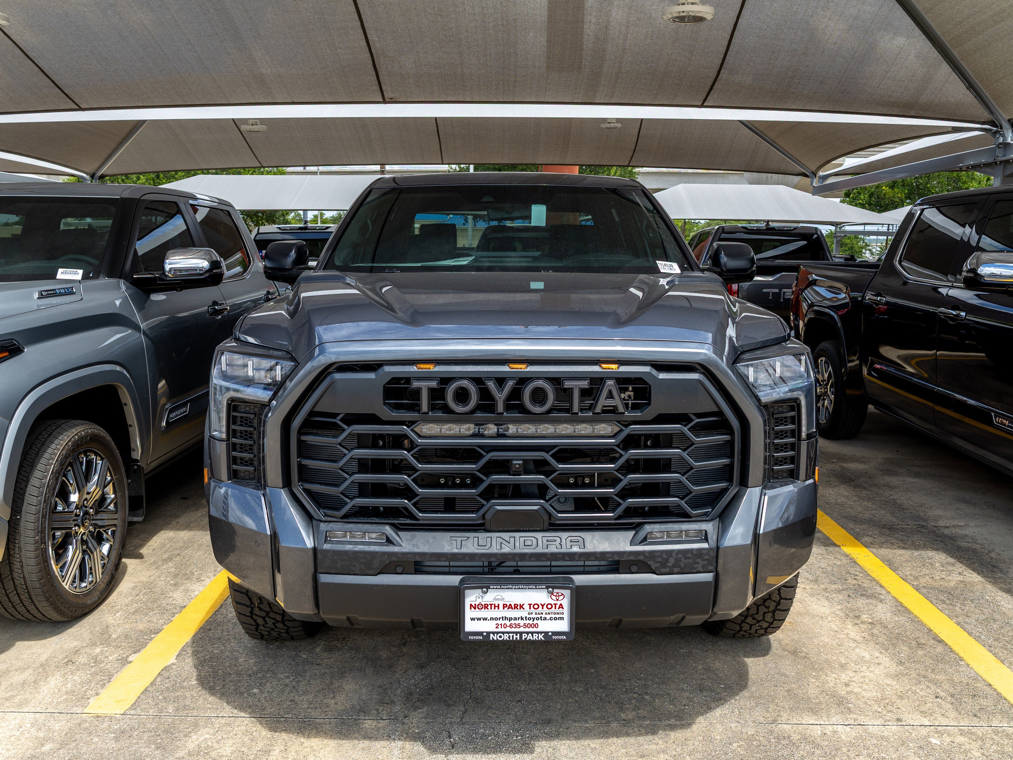2026 Toyota Tundra i-FORCE MAX Tundra TRD Pro