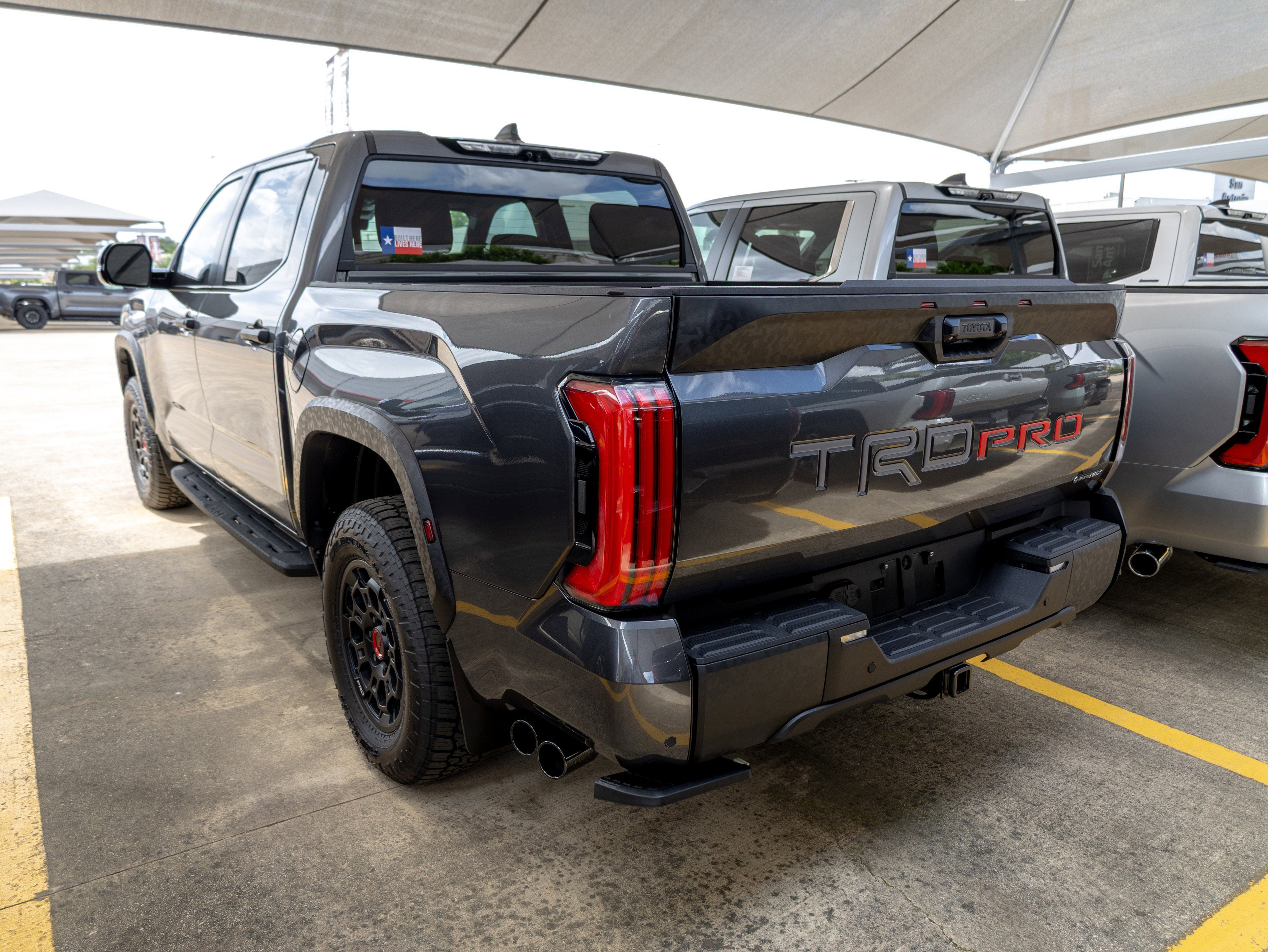 2026 Toyota Tundra i-FORCE MAX Tundra TRD Pro
