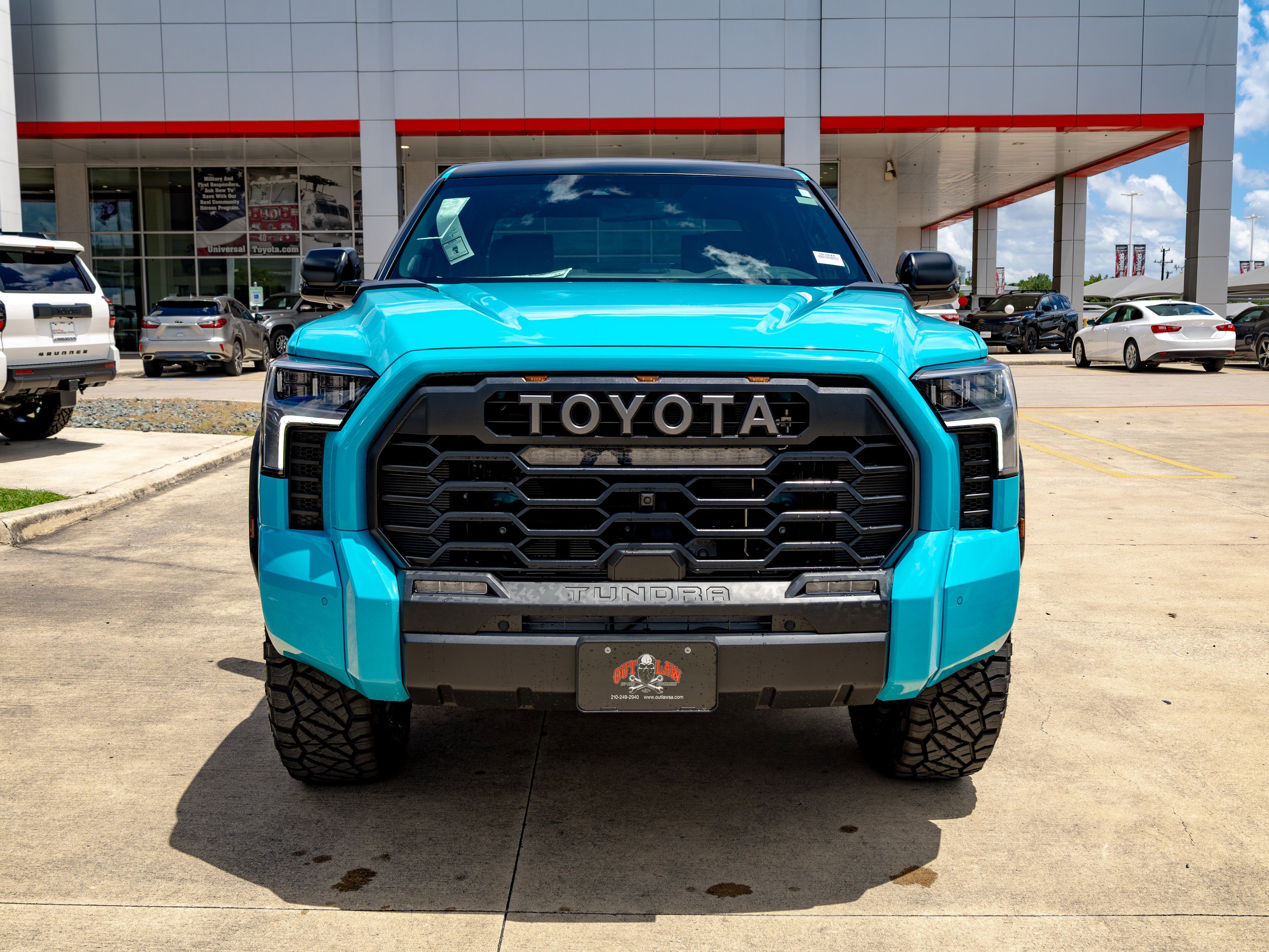 2026 Toyota Tundra i-FORCE MAX Tundra TRD Pro