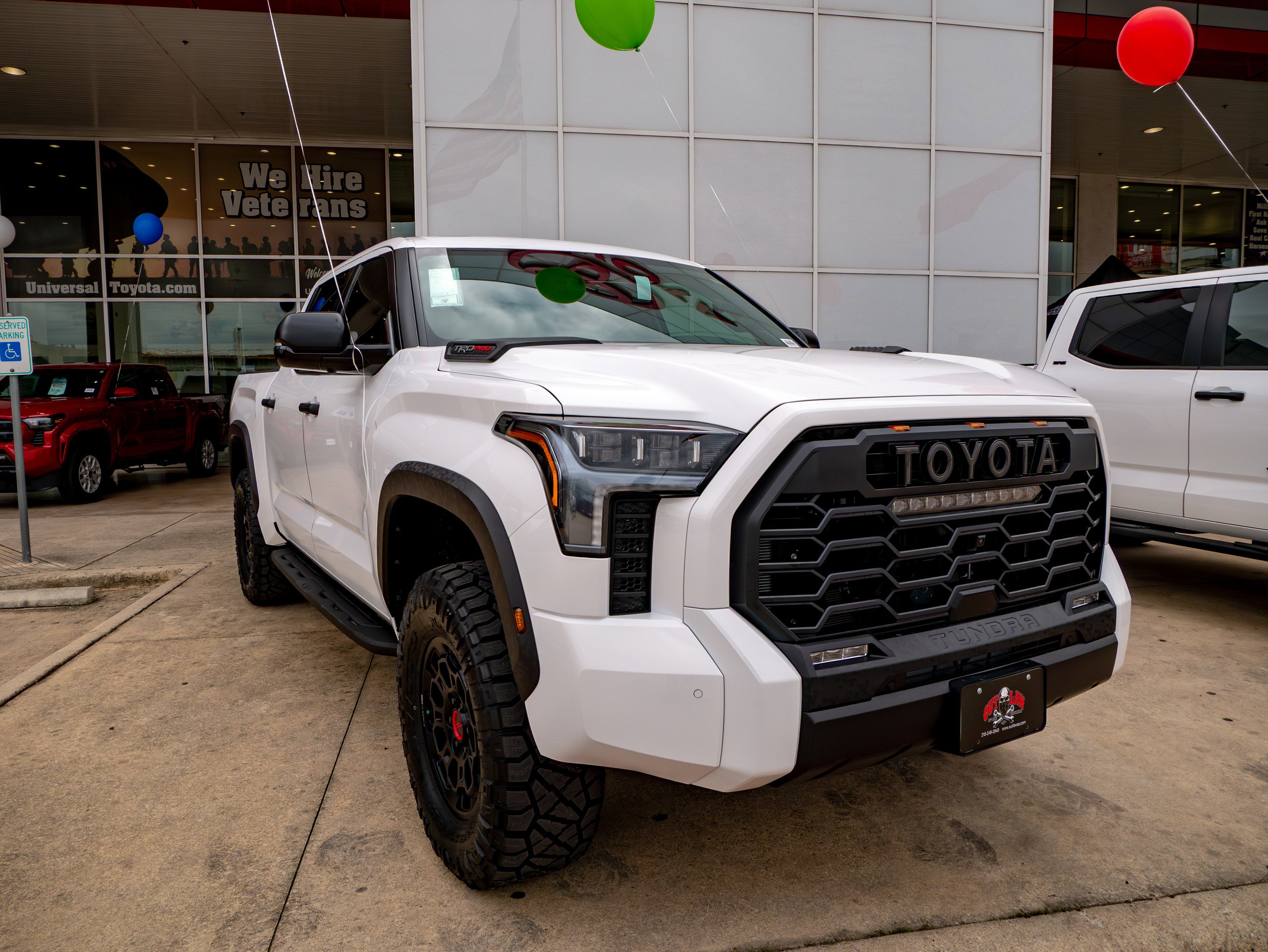 2026 Toyota Tundra i-FORCE MAX Tundra TRD Pro