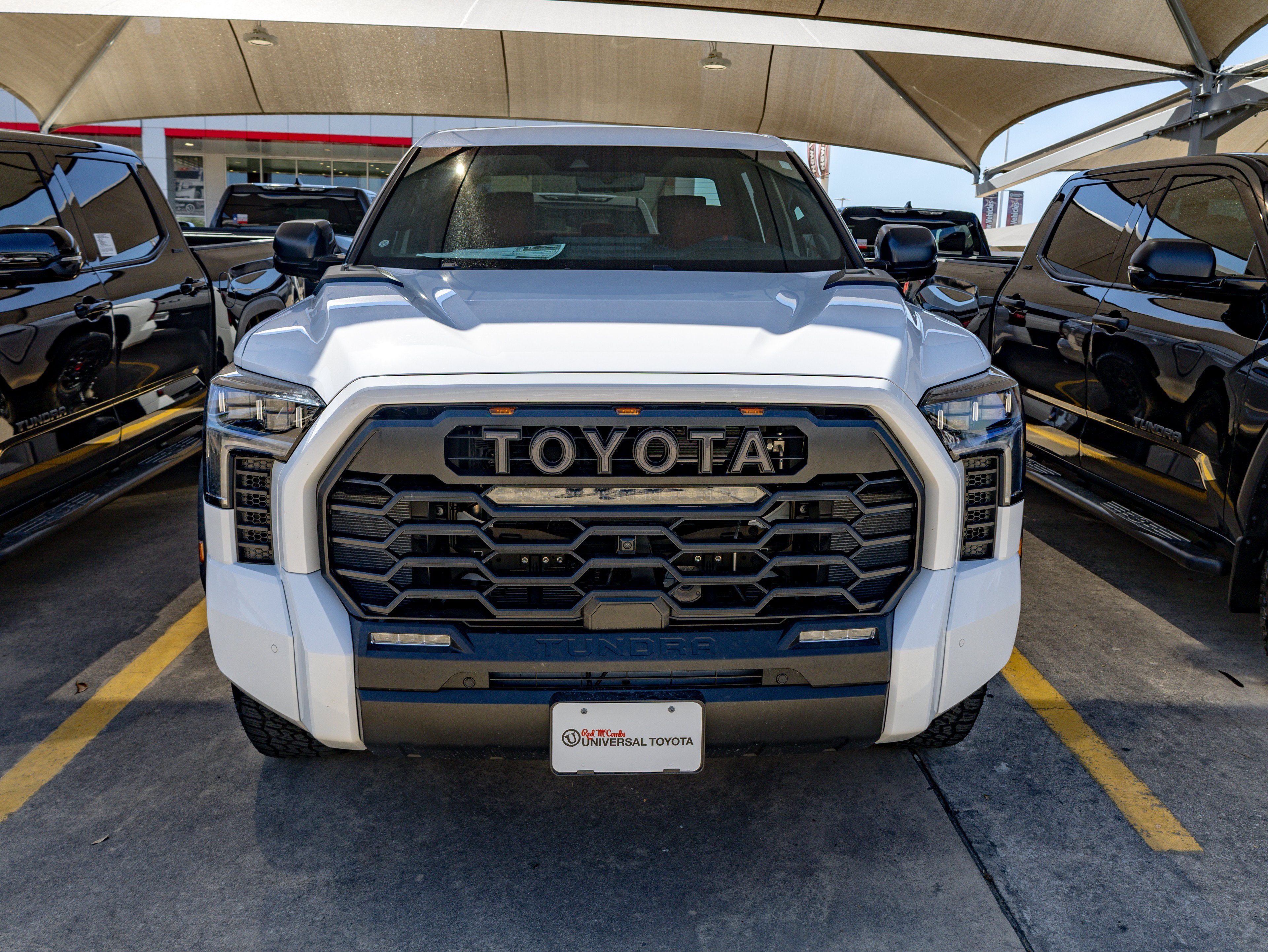 2026 Toyota Tundra i-FORCE MAX Tundra TRD Pro