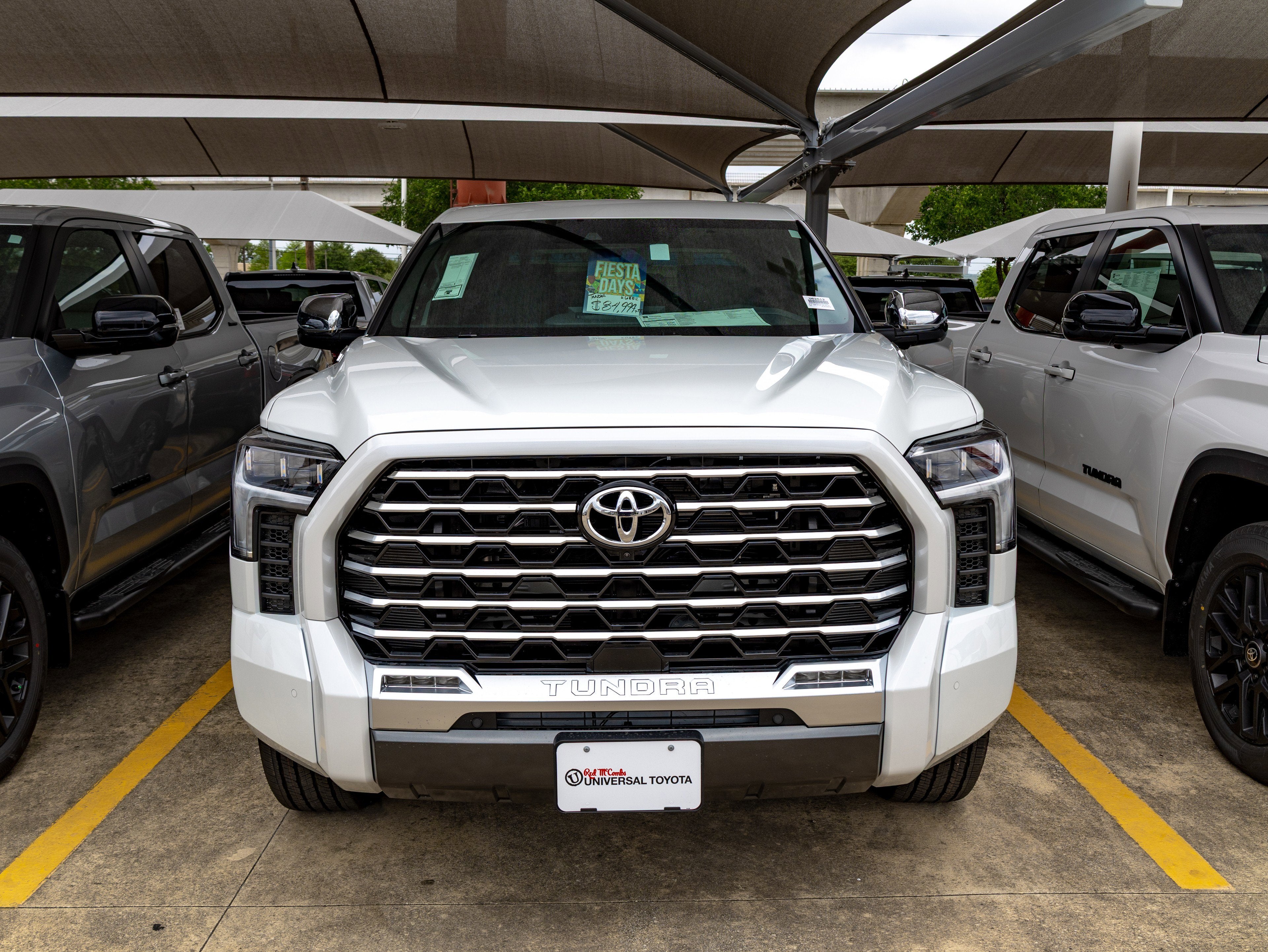 2026 Toyota Tundra i-FORCE MAX Tundra Capstone