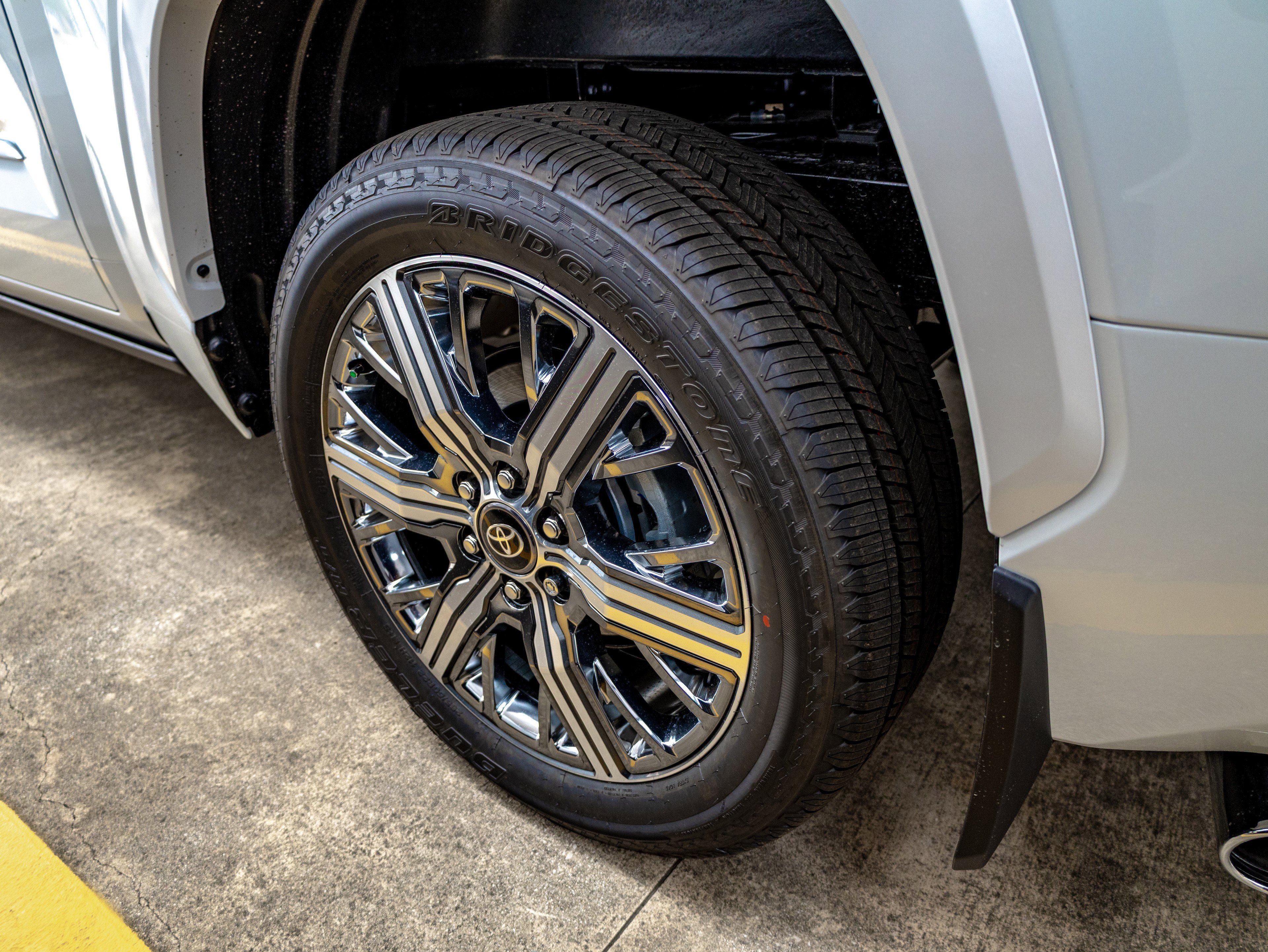 2026 Toyota Tundra i-FORCE MAX Tundra Capstone