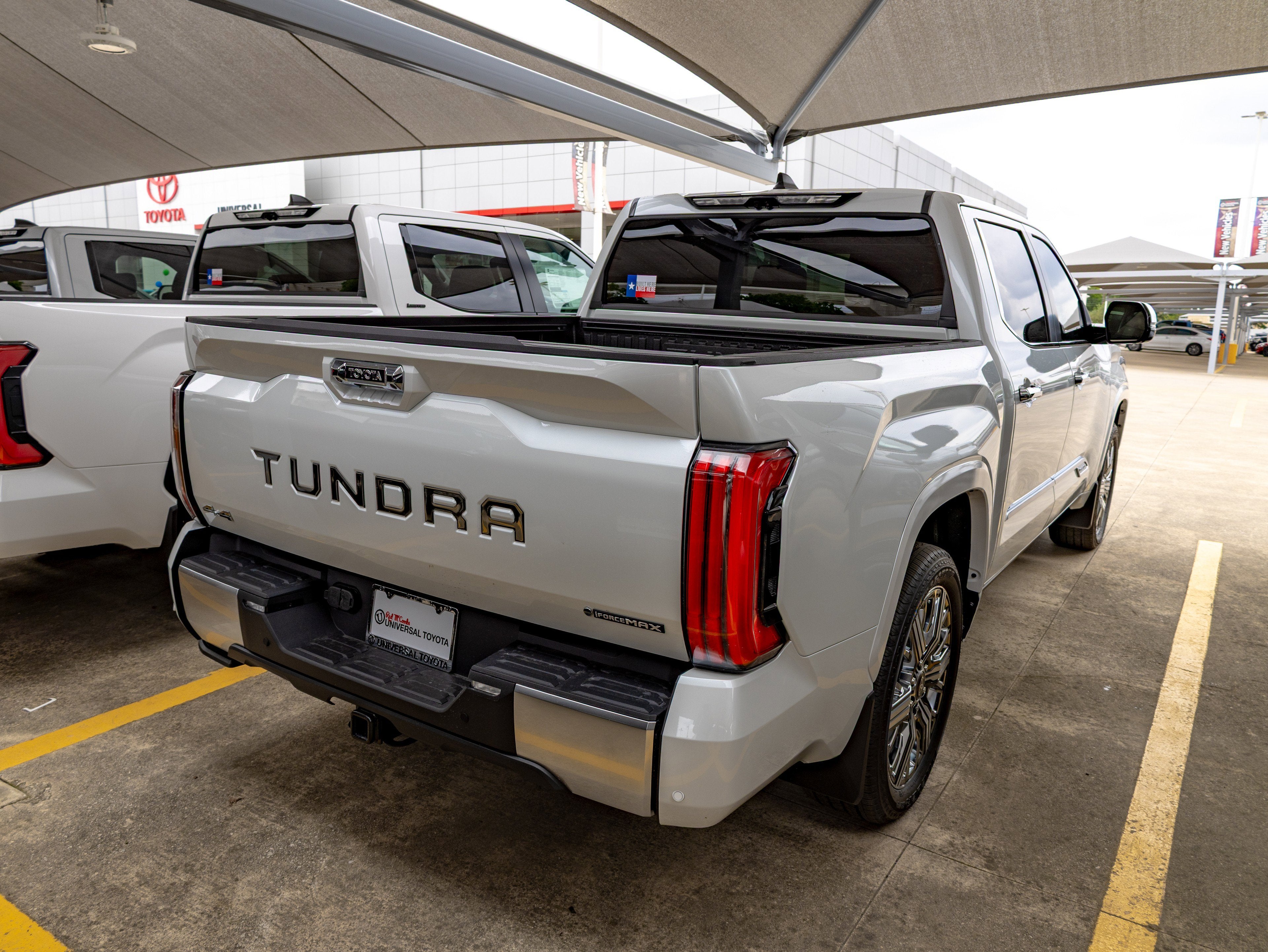2026 Toyota Tundra i-FORCE MAX Tundra Capstone