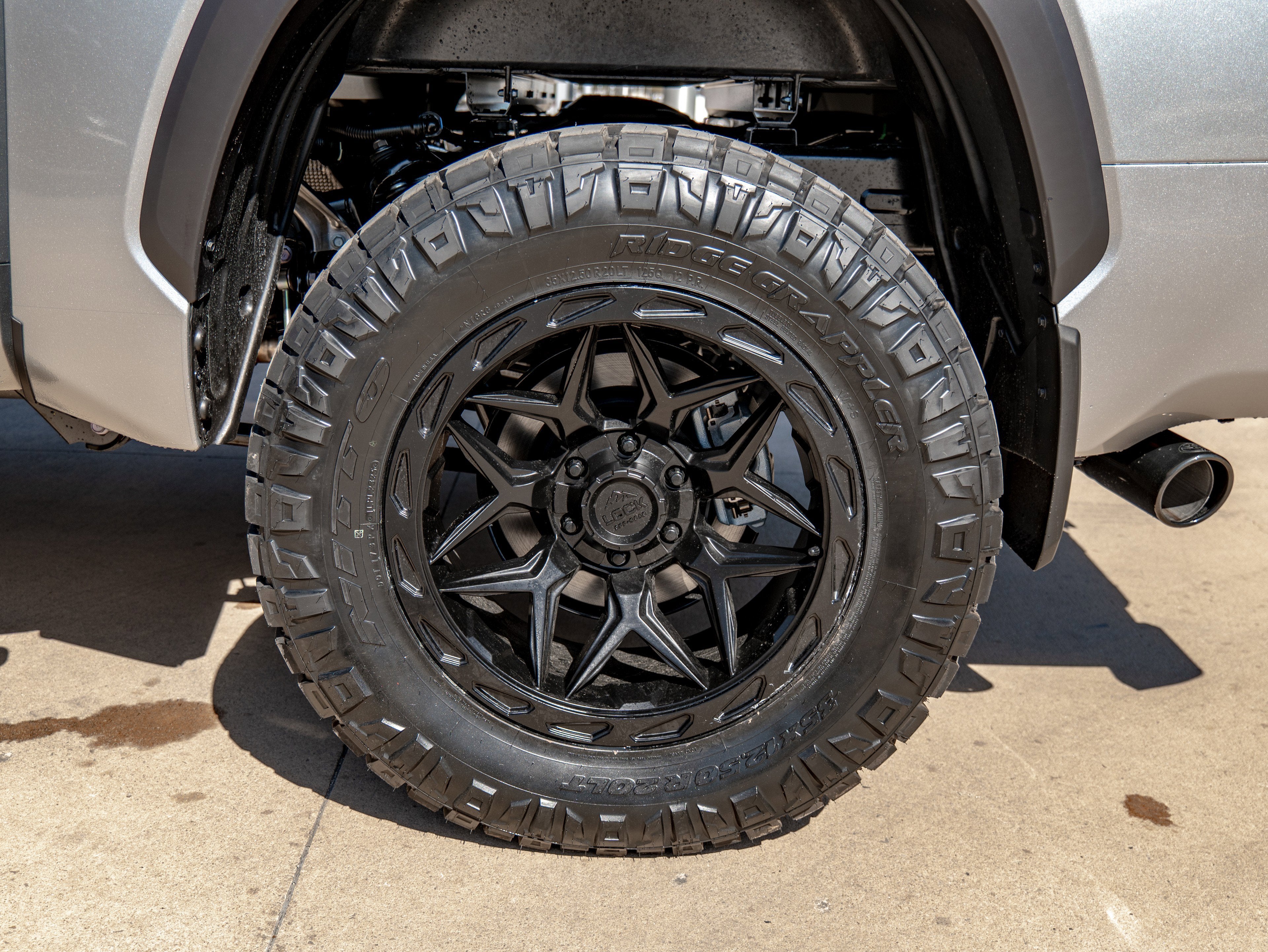 2026 Toyota Tundra i-FORCE MAX Tundra Limited