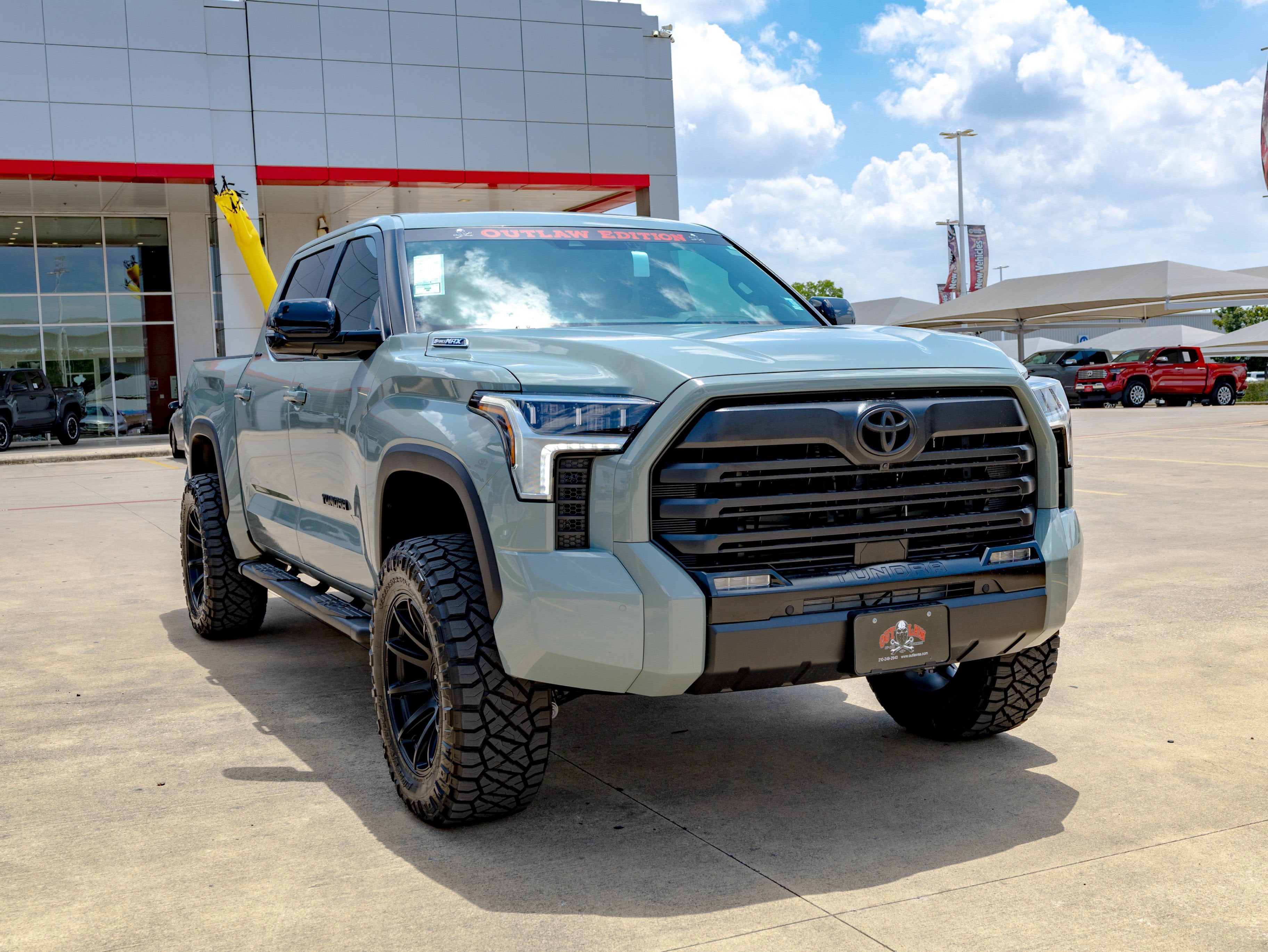 2026 Toyota Tundra i-FORCE MAX Tundra Limited