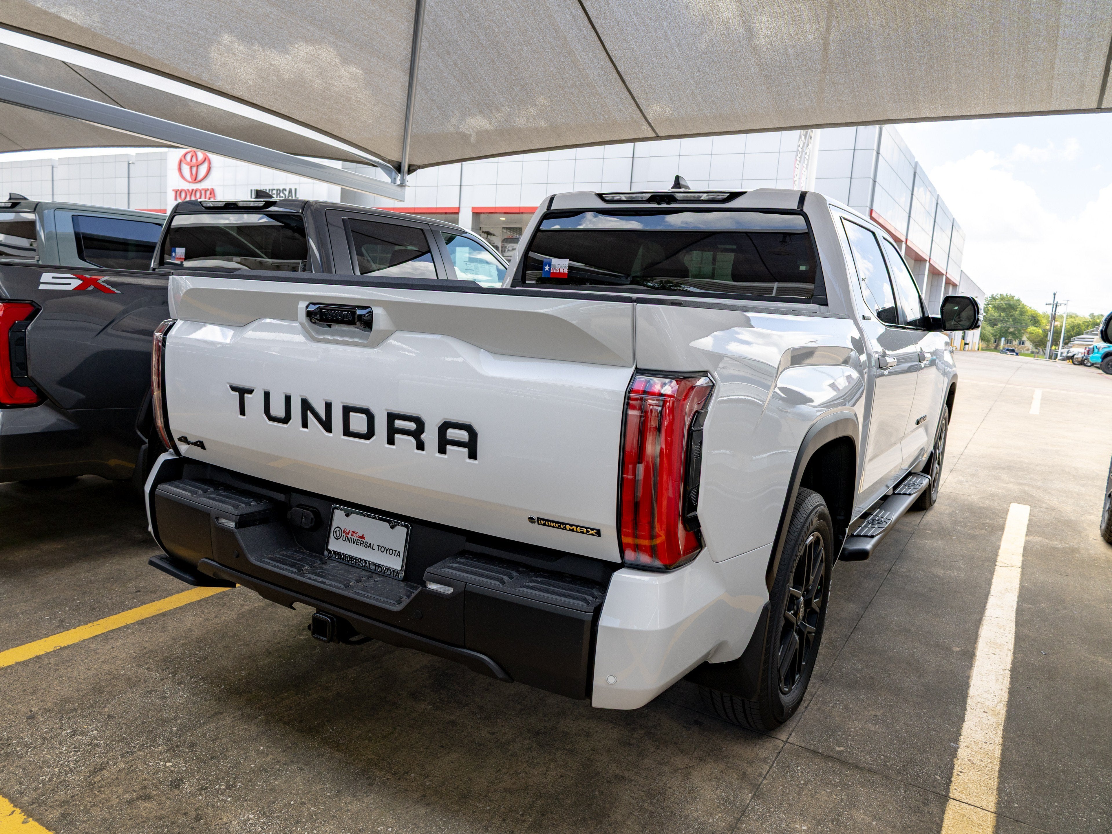 2026 Toyota Tundra i-FORCE MAX Tundra Limited