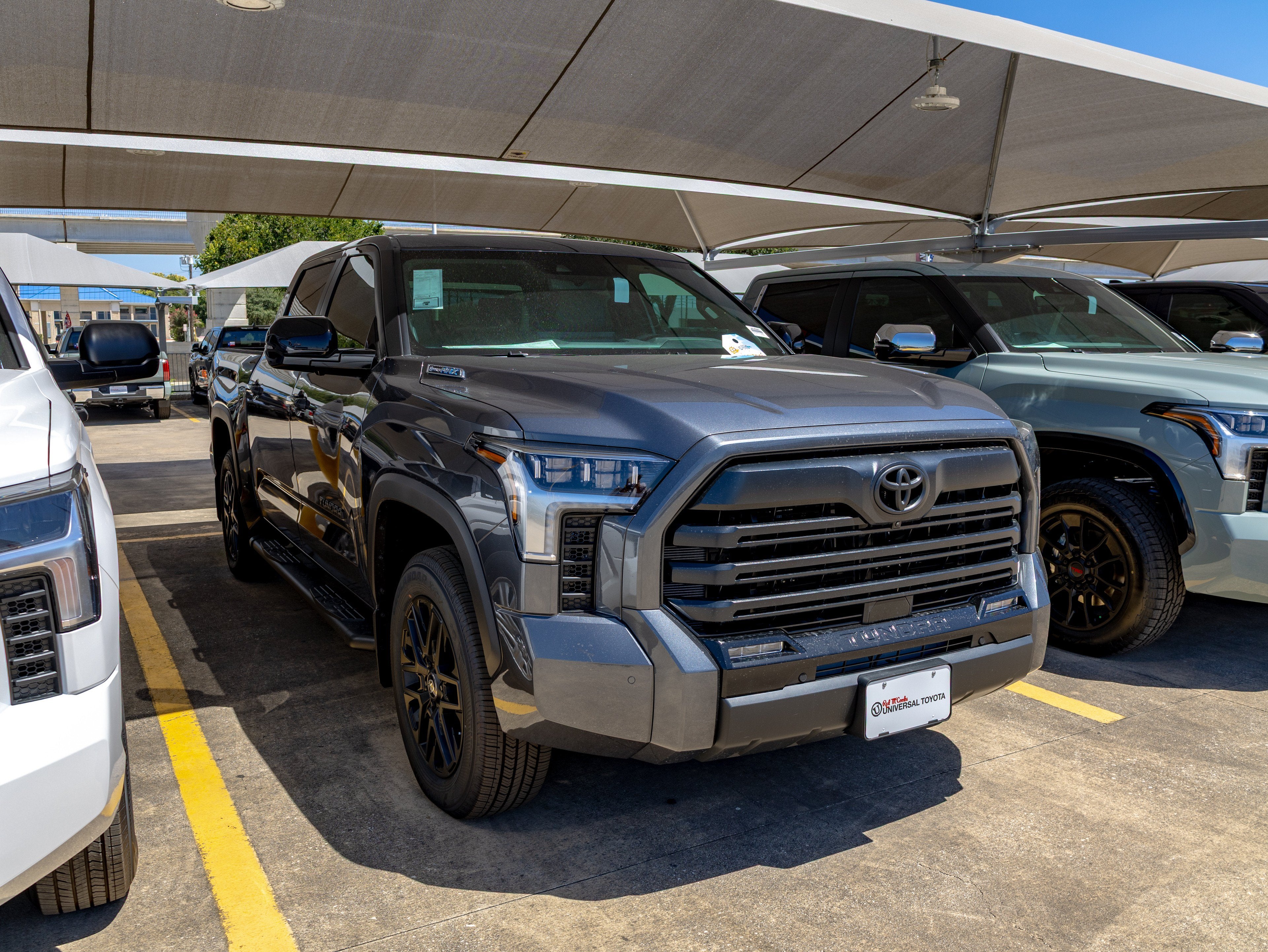 2026 Toyota Tundra i-FORCE MAX Tundra Limited