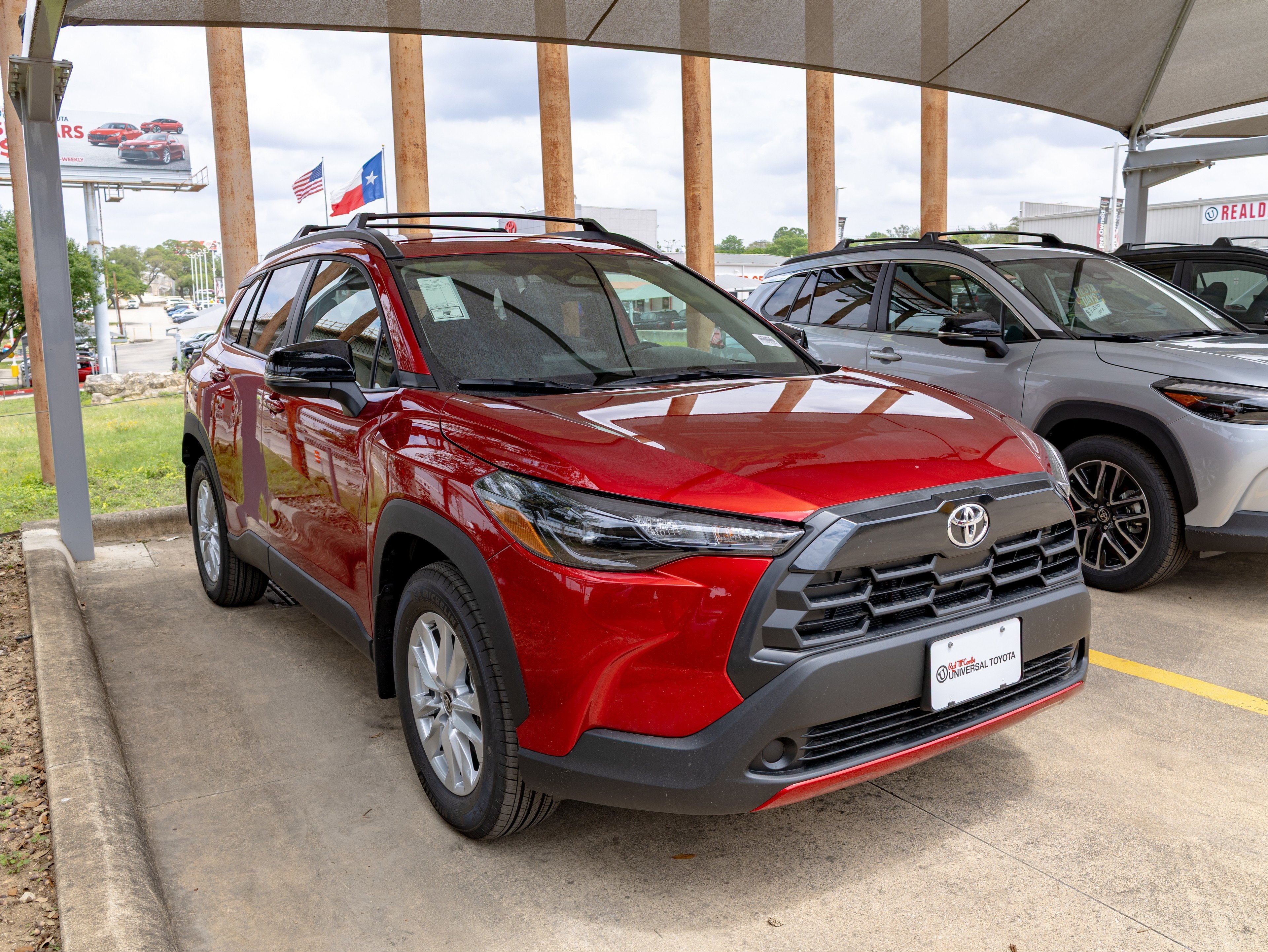 2026 Toyota Corolla Cross LE