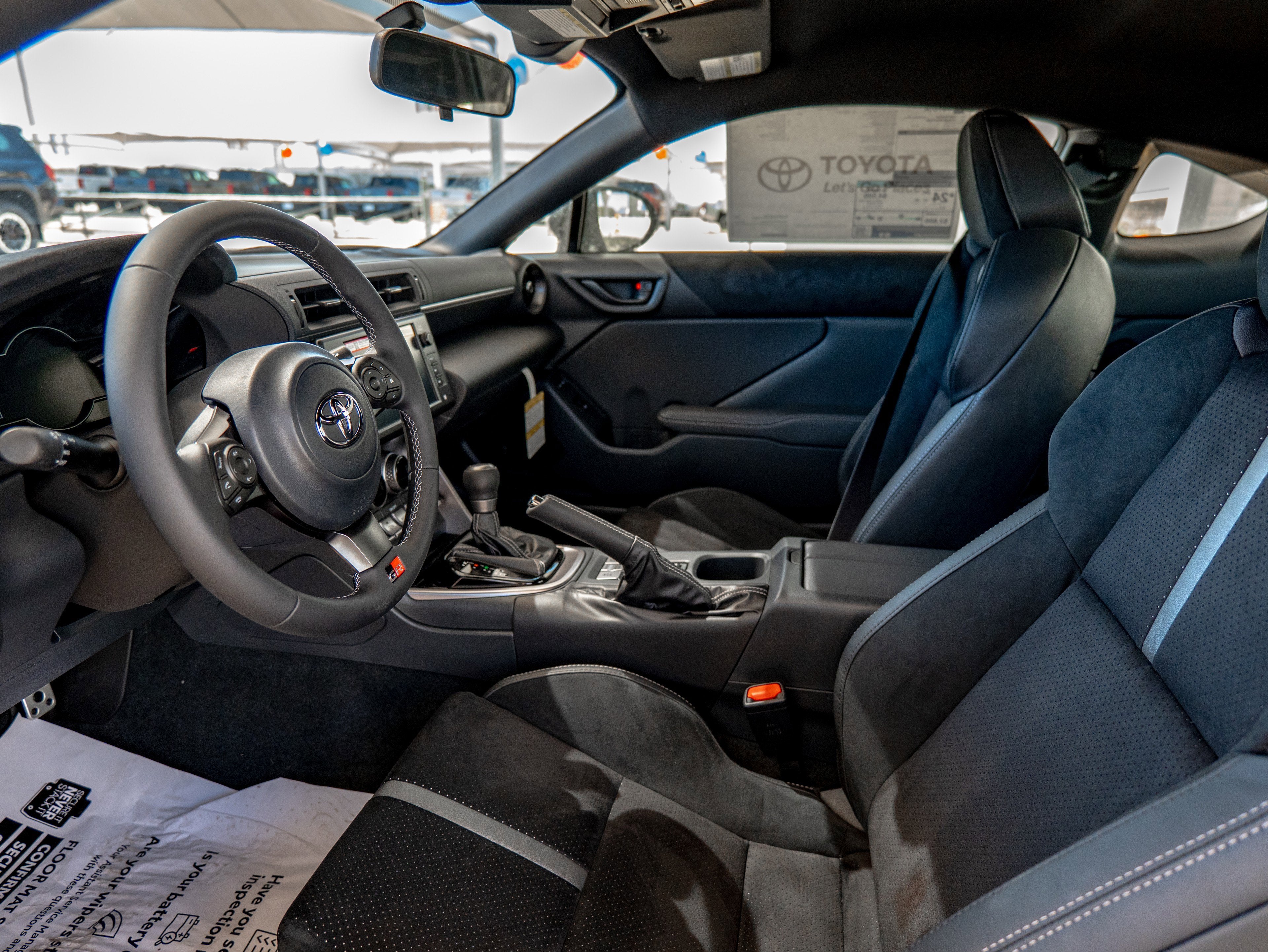 2026 Toyota GR86 Premium AT