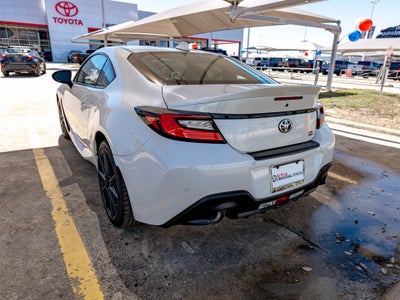 2026 Toyota GR86 Premium AT