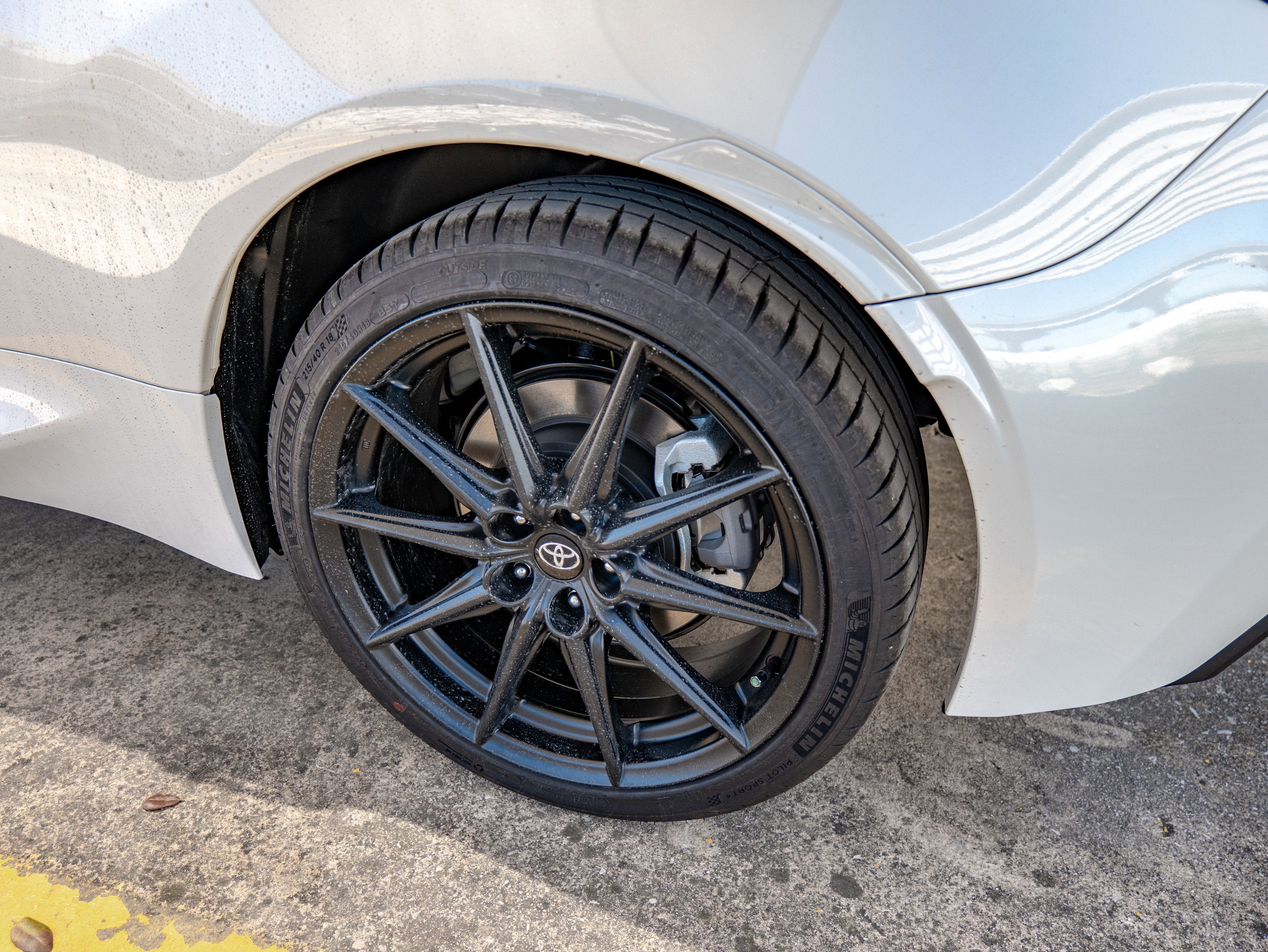 2026 Toyota GR86 Premium AT