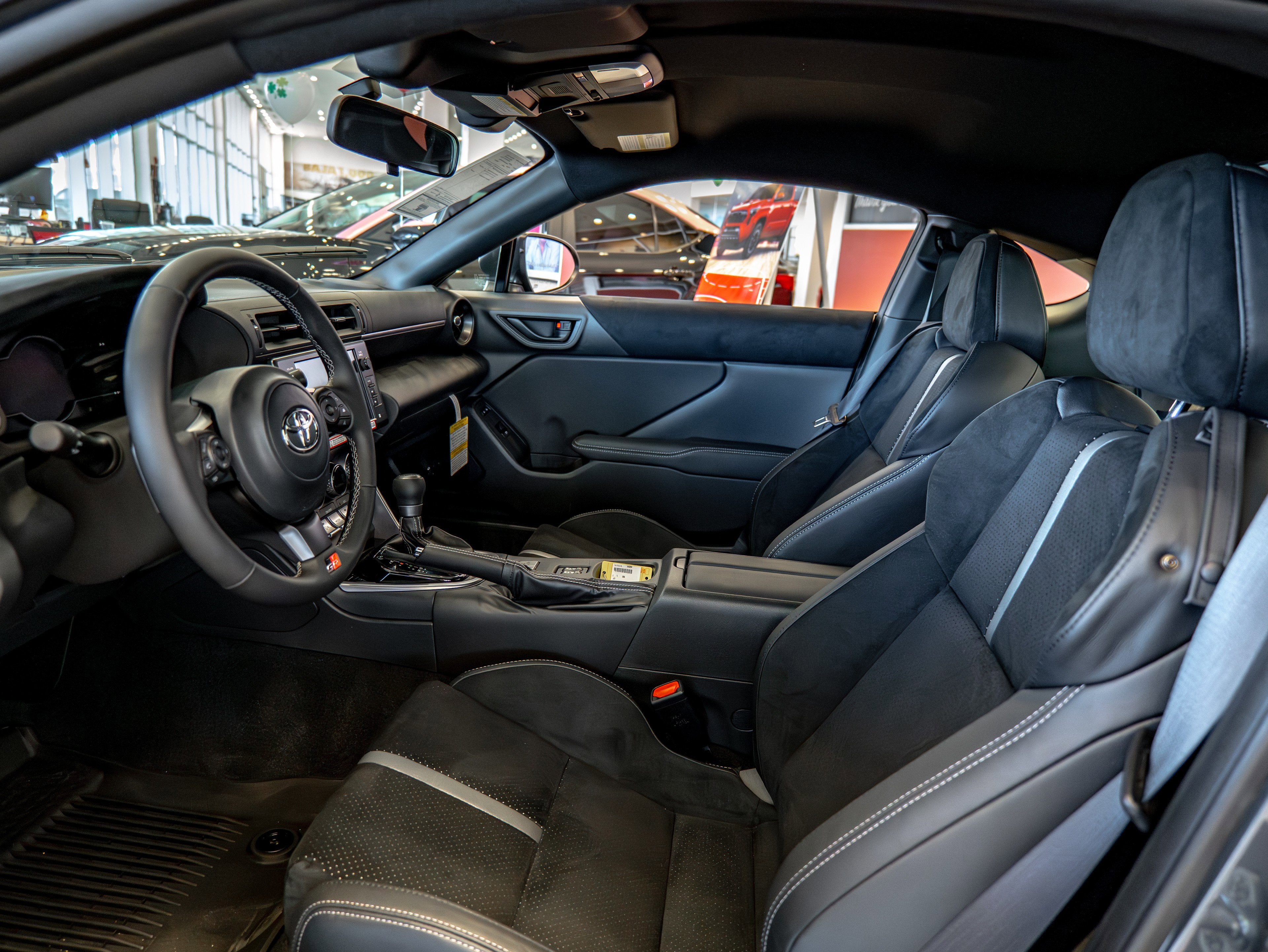 2026 Toyota GR86 Premium AT